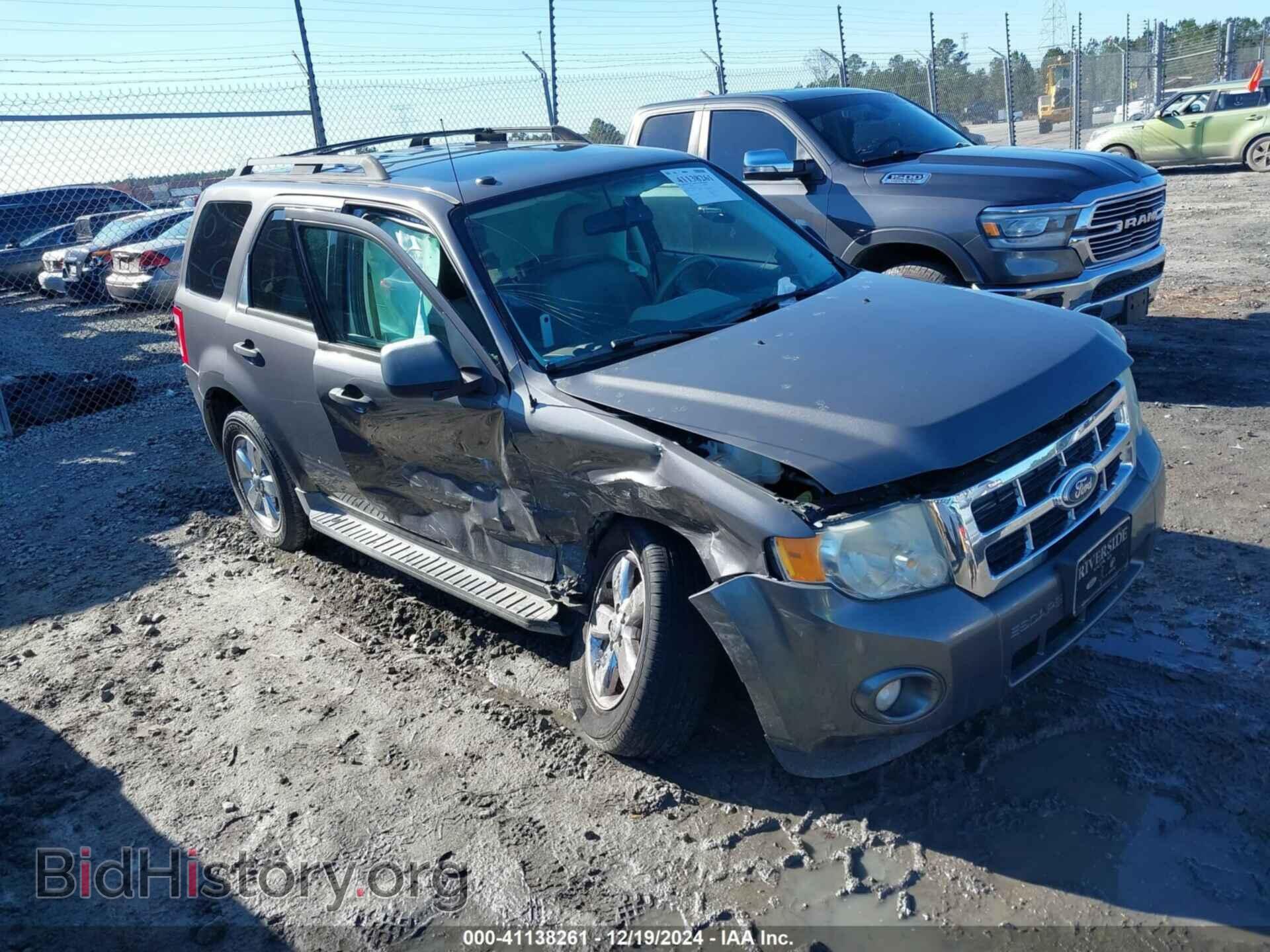 Фотография 1FMCU0DG0BKB09537 - FORD ESCAPE 2011