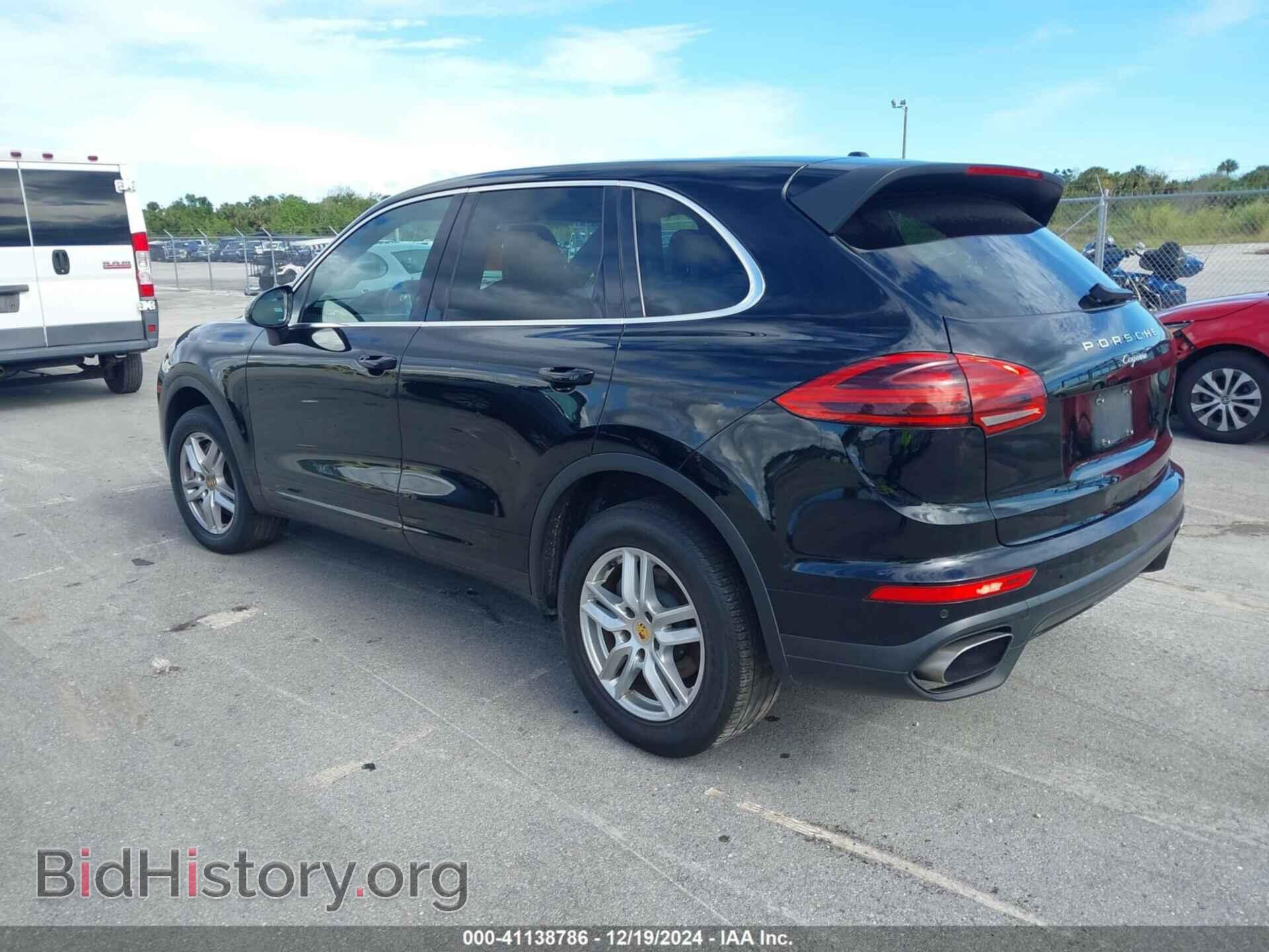 2016 PORSCHE CAYENNE - VIN: WP1AA2A28GKA14271 - Фото 3