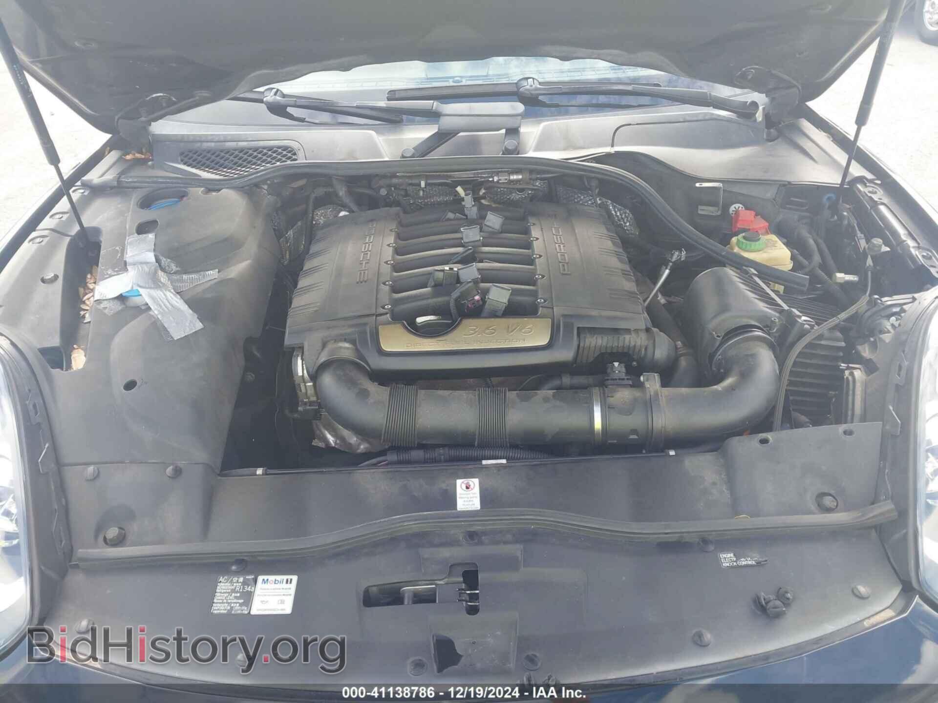 2016 PORSCHE CAYENNE - VIN: WP1AA2A28GKA14271 - Фото 10