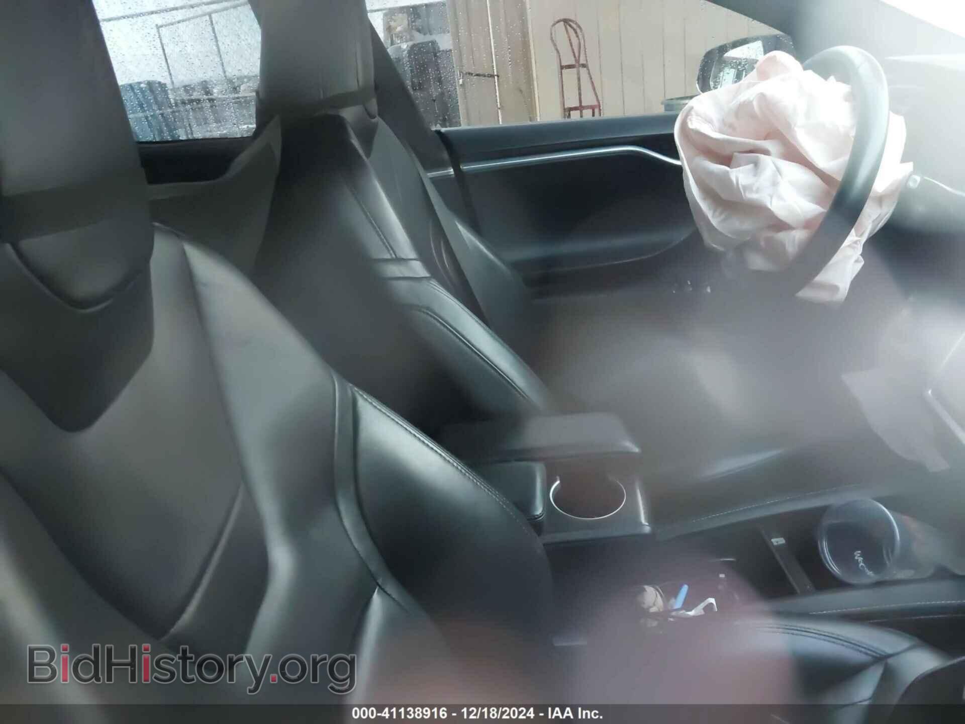 2015 TESLA MODEL S - VIN: 5YJSA1V48FF098700 - Фото 5
