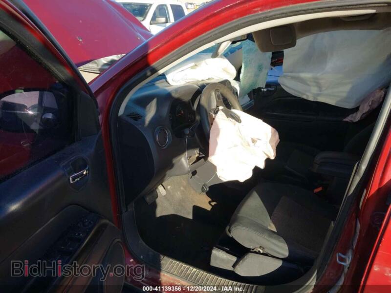 2014 Jeep COMPASS (VIN 1C4NJCBB0ED893290) — photo 5 of 13