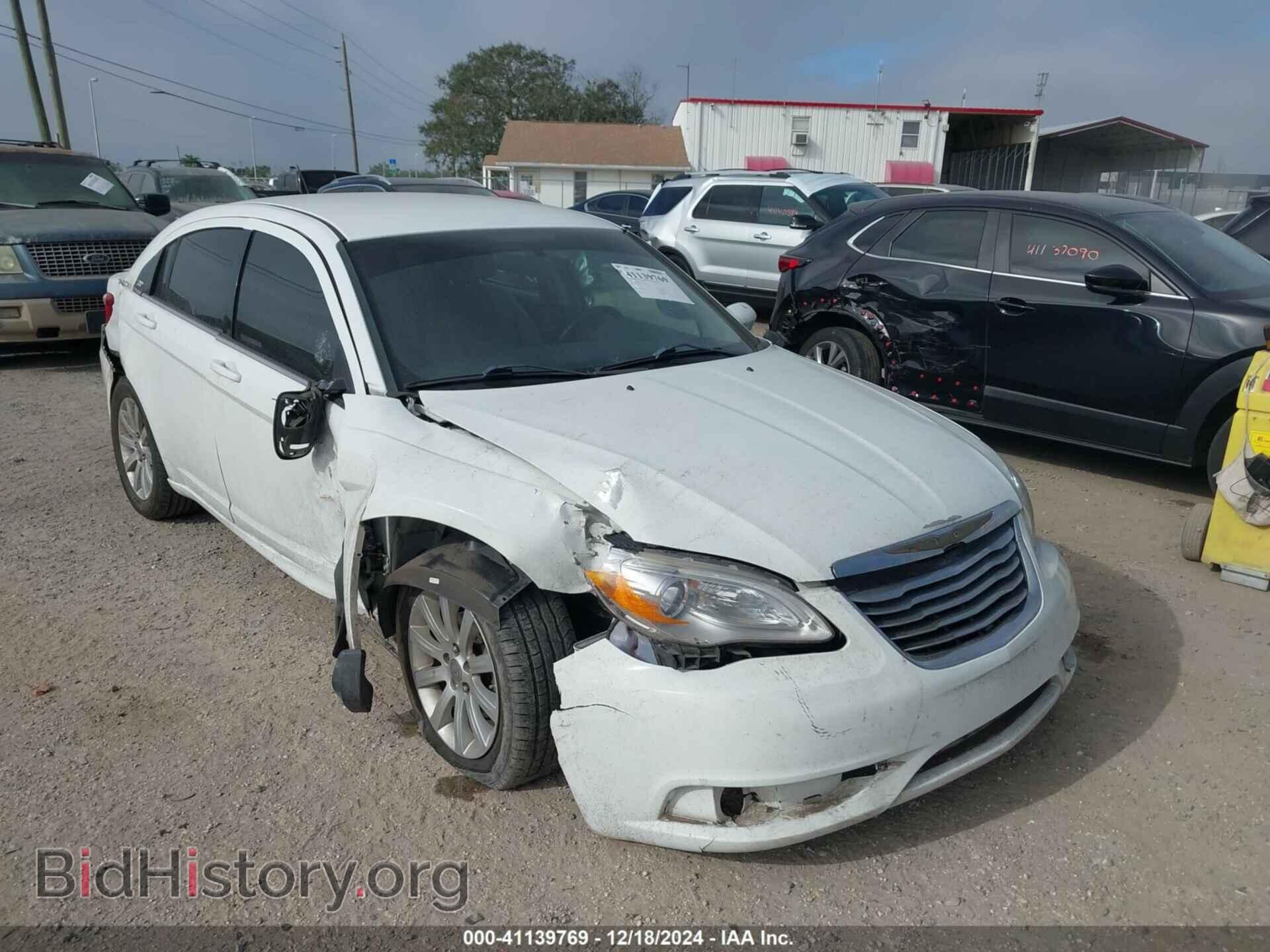Photo 1C3CCBBBXCN125260 - CHRYSLER 200 2012