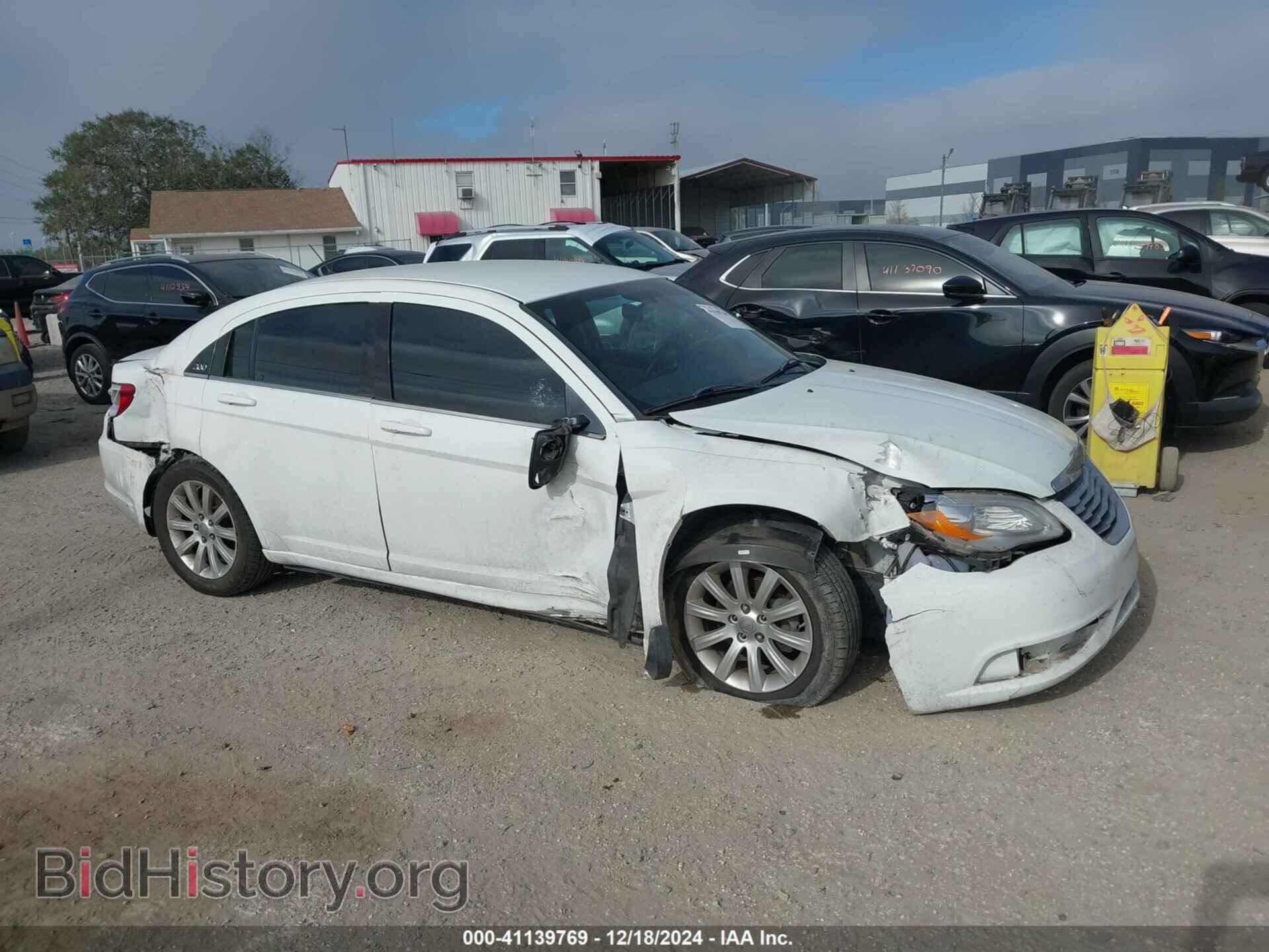 2012 CHRYSLER 200 - VIN: 1C3CCBBBXCN125260 - Фото 12
