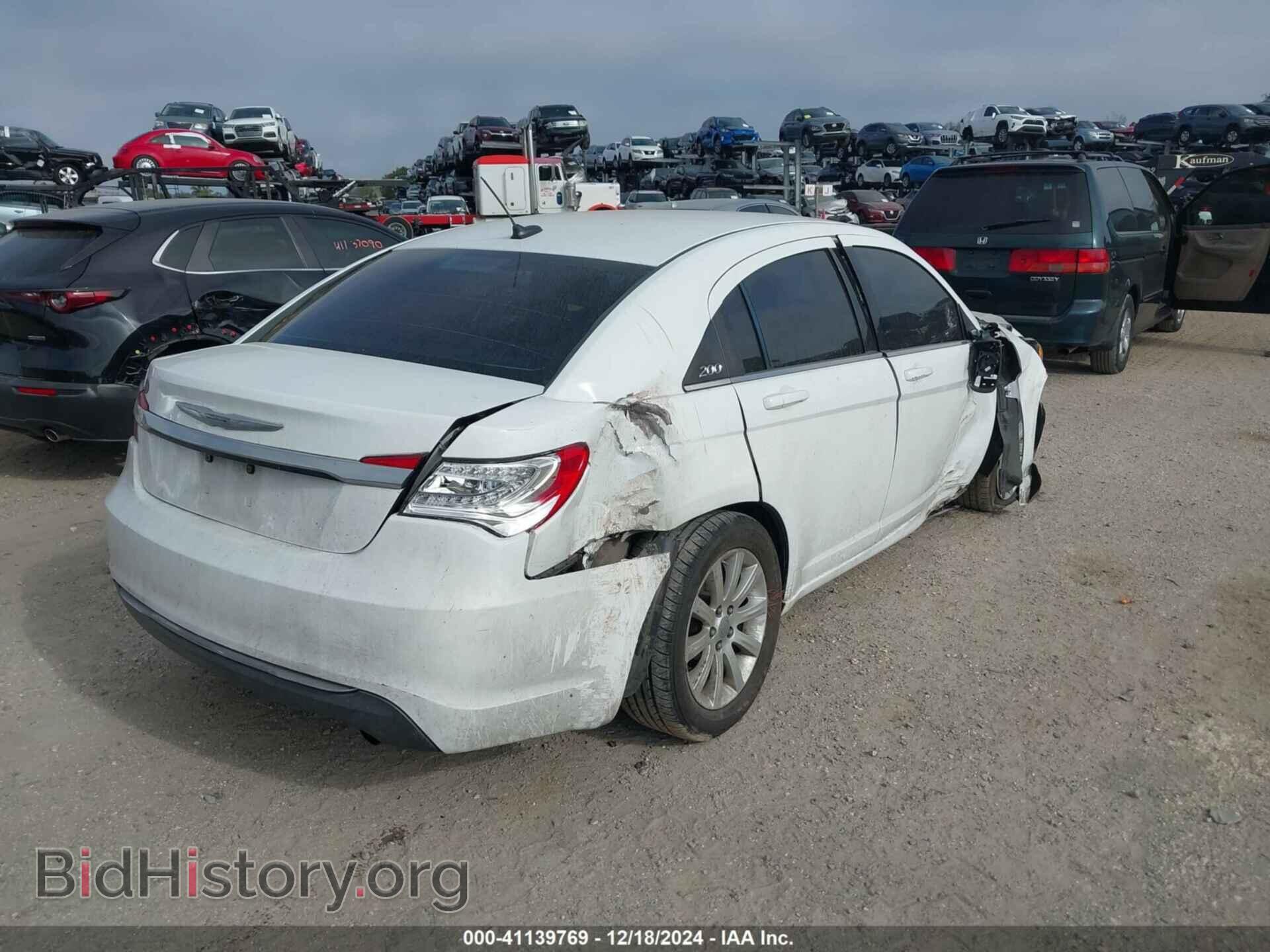2012 CHRYSLER 200 - VIN: 1C3CCBBBXCN125260 - Фото 4