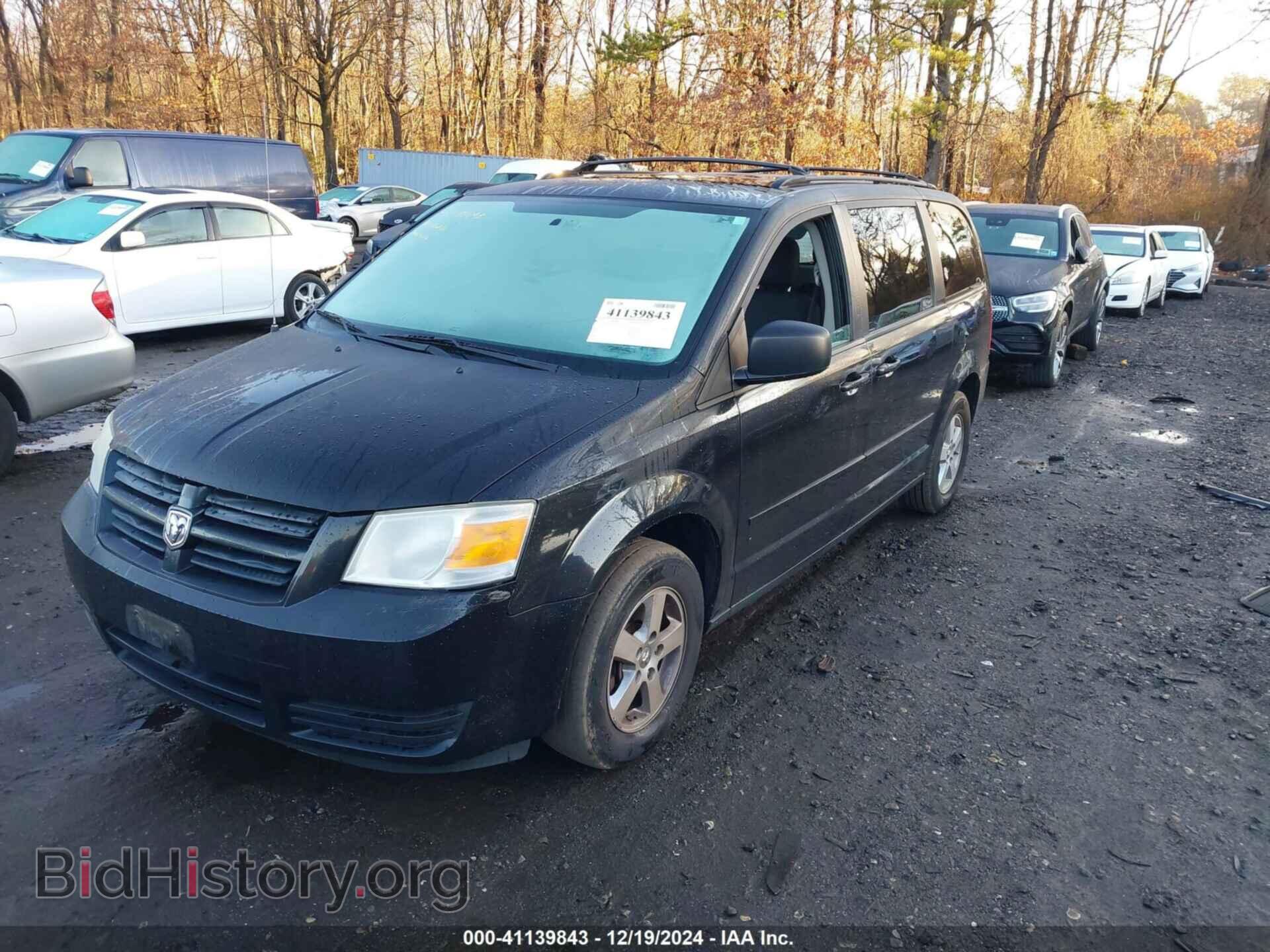 2010 DODGE GRAND CARAVAN - VIN: 2D4RN3D19AR379247 - Фото 2
