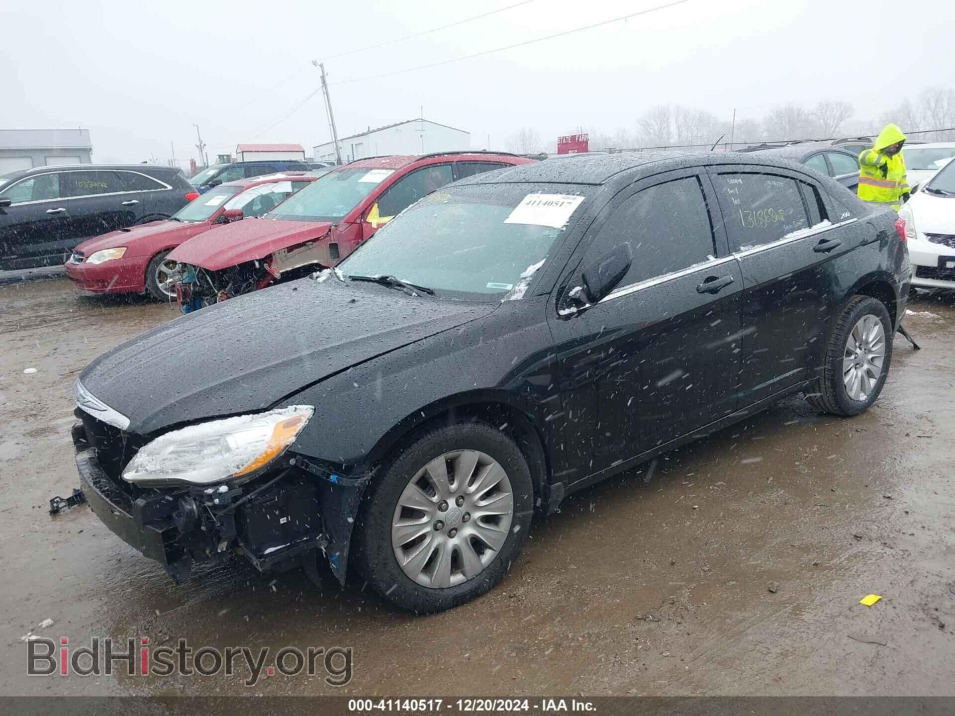 2014 CHRYSLER 200 - VIN: 1C3CCBAB2EN143157 - Фото 2