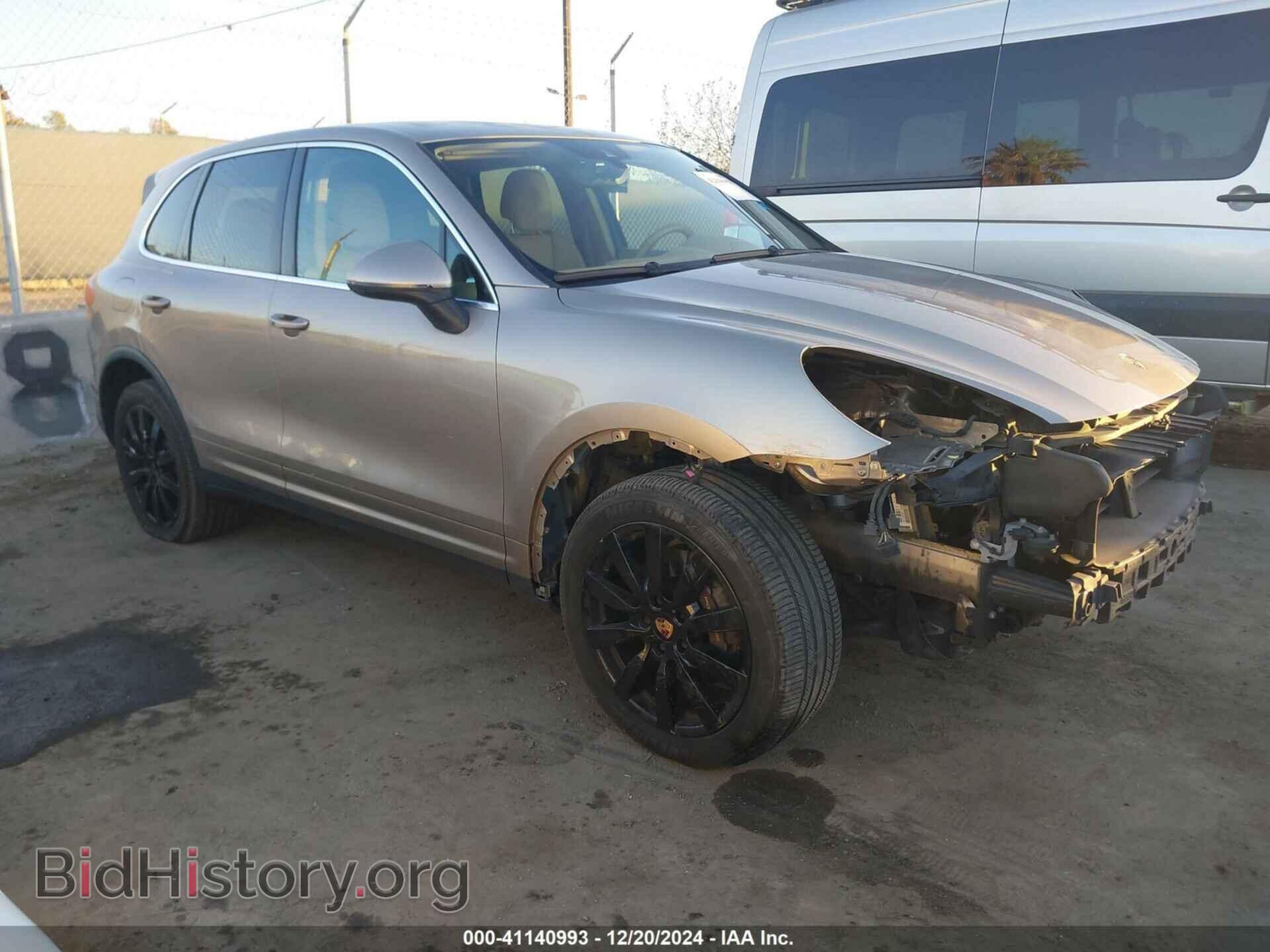 Фотография WP1AA2A2XGLA03542 - PORSCHE CAYENNE 2016