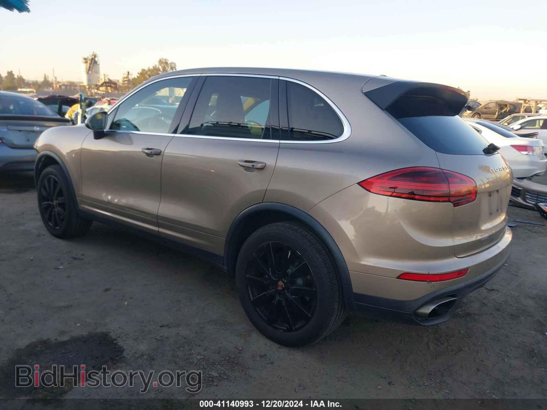 2016 PORSCHE CAYENNE - VIN: WP1AA2A2XGLA03542 - Фото 3