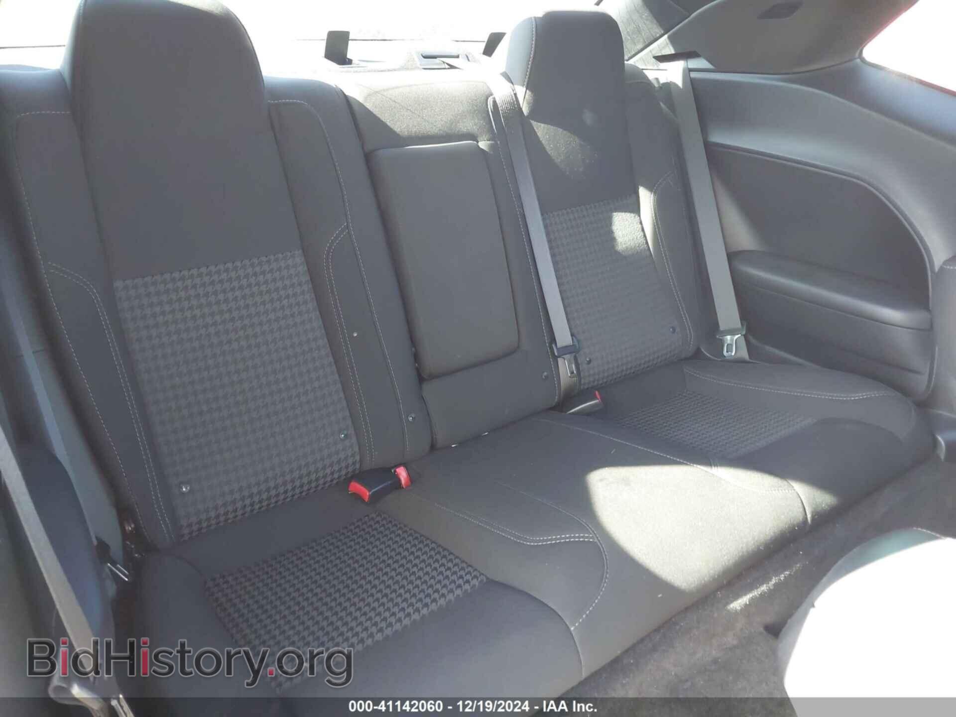 2017 DODGE CHALLENGER - VIN: 2C3CDZAG4HH532090 - Фото 8