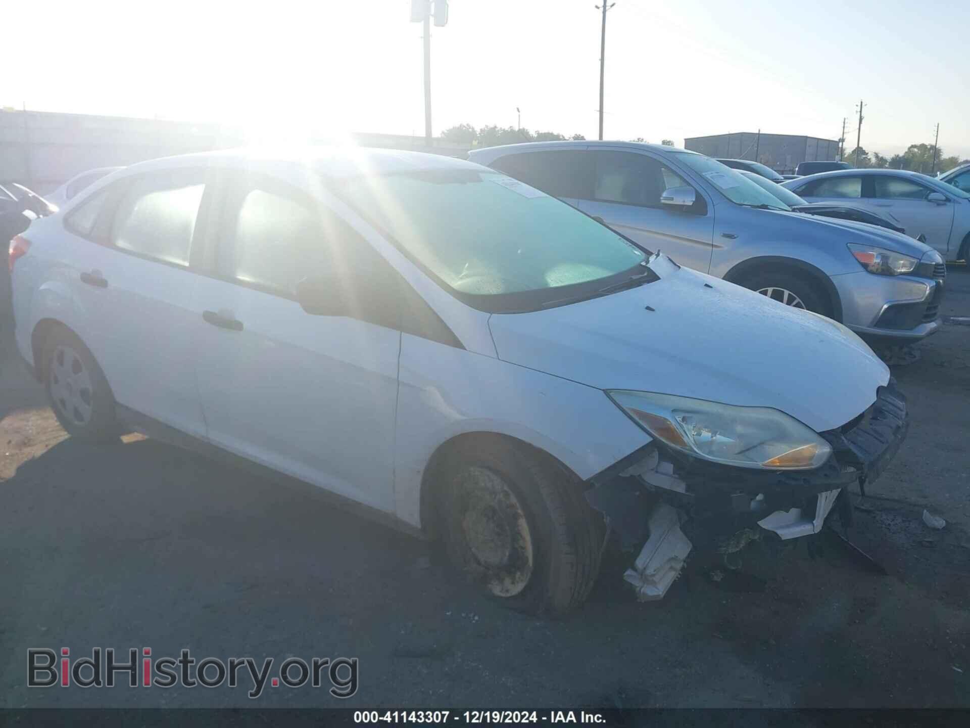 Фотография 1FAHP3E20CL237817 - FORD FOCUS 2012