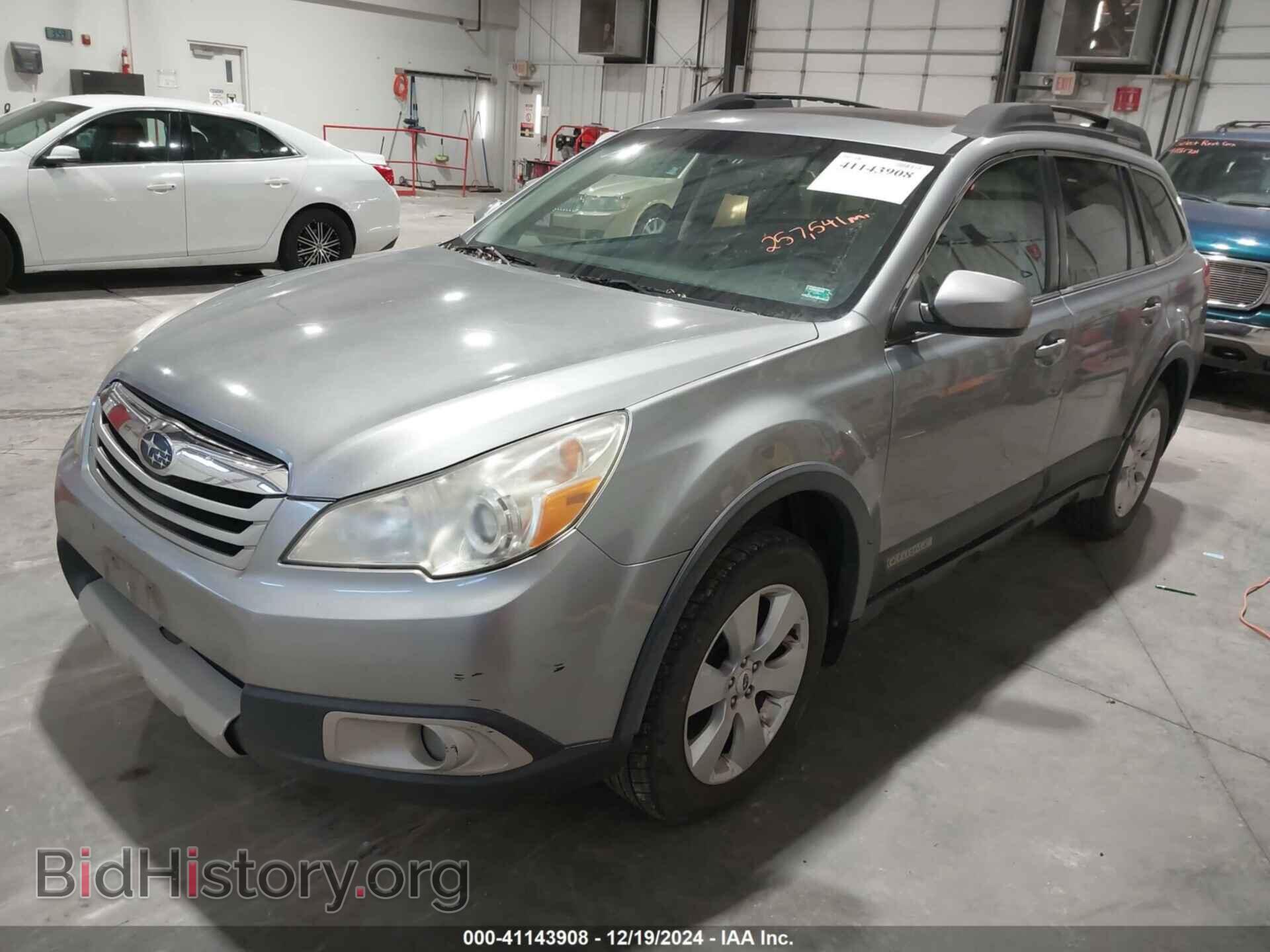 2011 SUBARU OUTBACK - VIN: 4S4BRBLC6B3428040 - Фото 2
