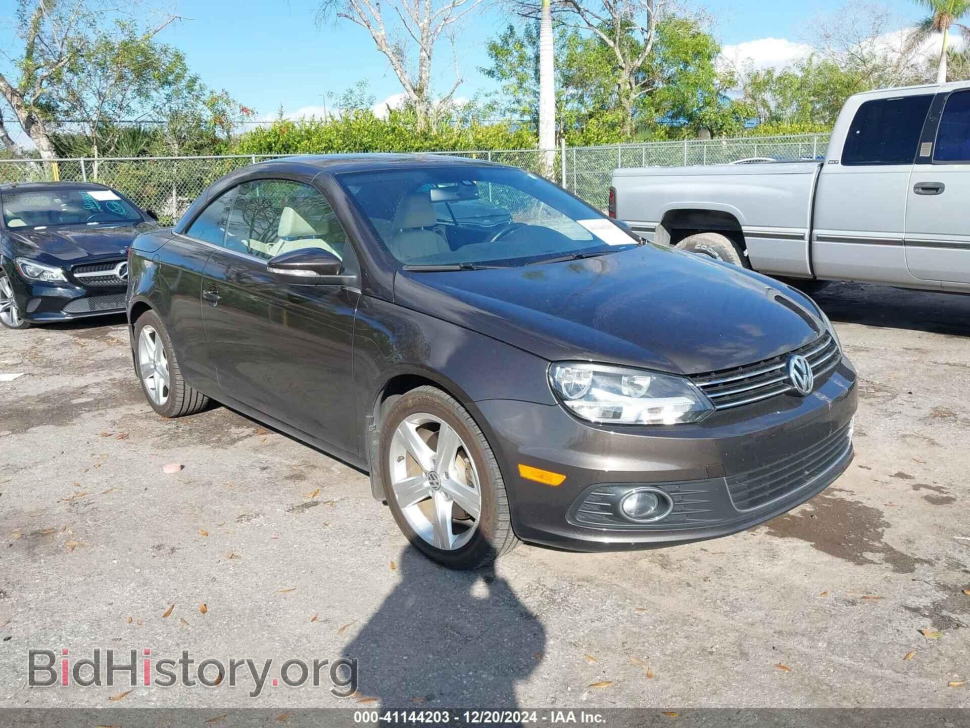 Фотография WVWFW7AH8CV006657 - VOLKSWAGEN EOS 2012