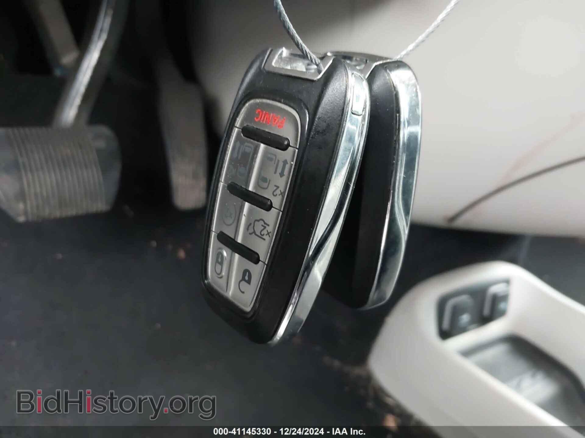 2017 CHRYSLER PACIFICA - VIN: 2C4RC1BG8HR642160 - Фото 11