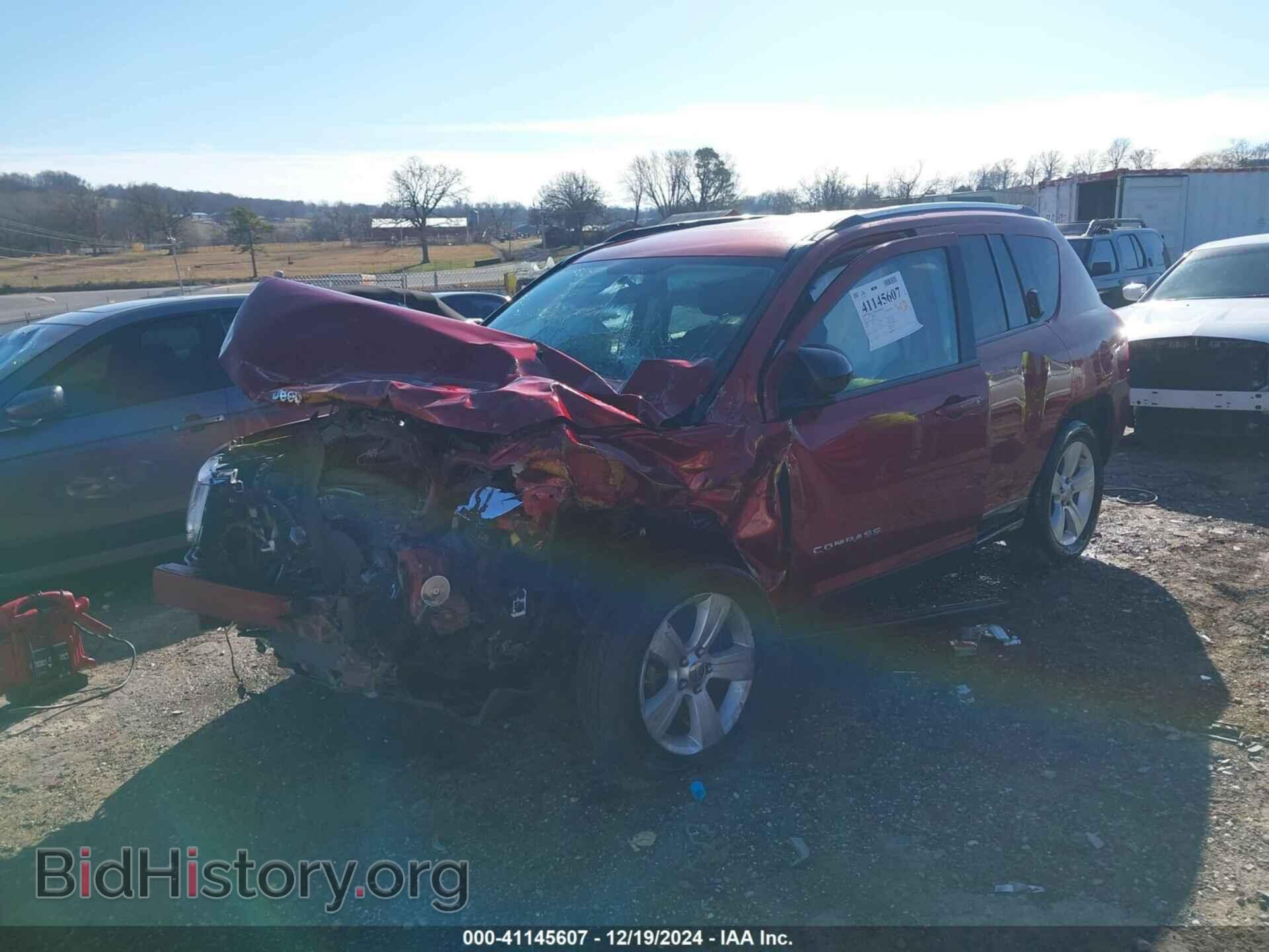 2011 JEEP COMPASS - VIN: 1J4NT1FA4BD170564 - Photo 2