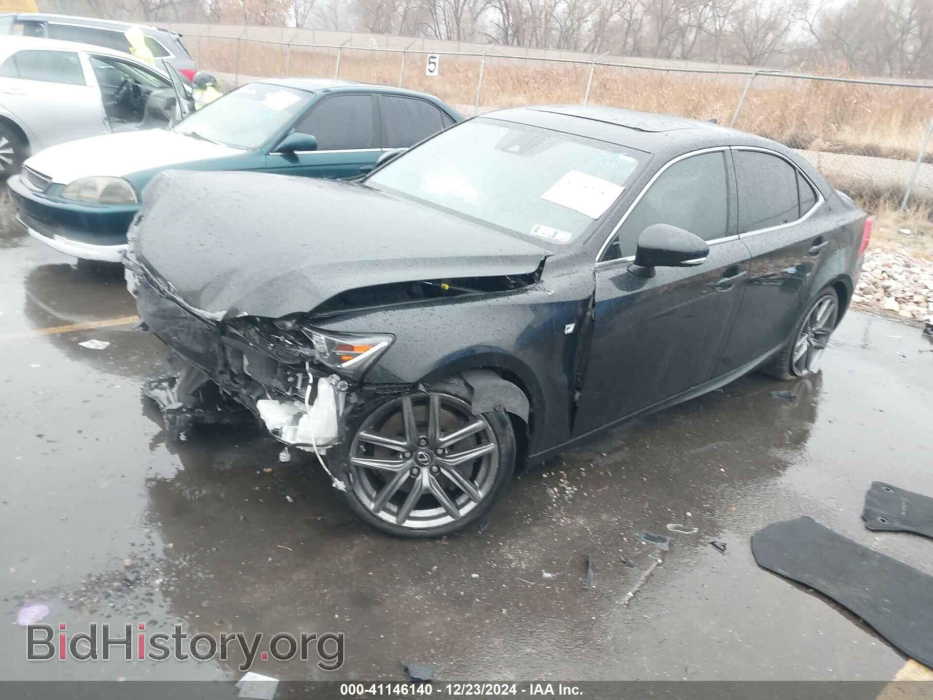2017 LEXUS IS - VIN: JTHCE1D20H5013327 - Фото 2