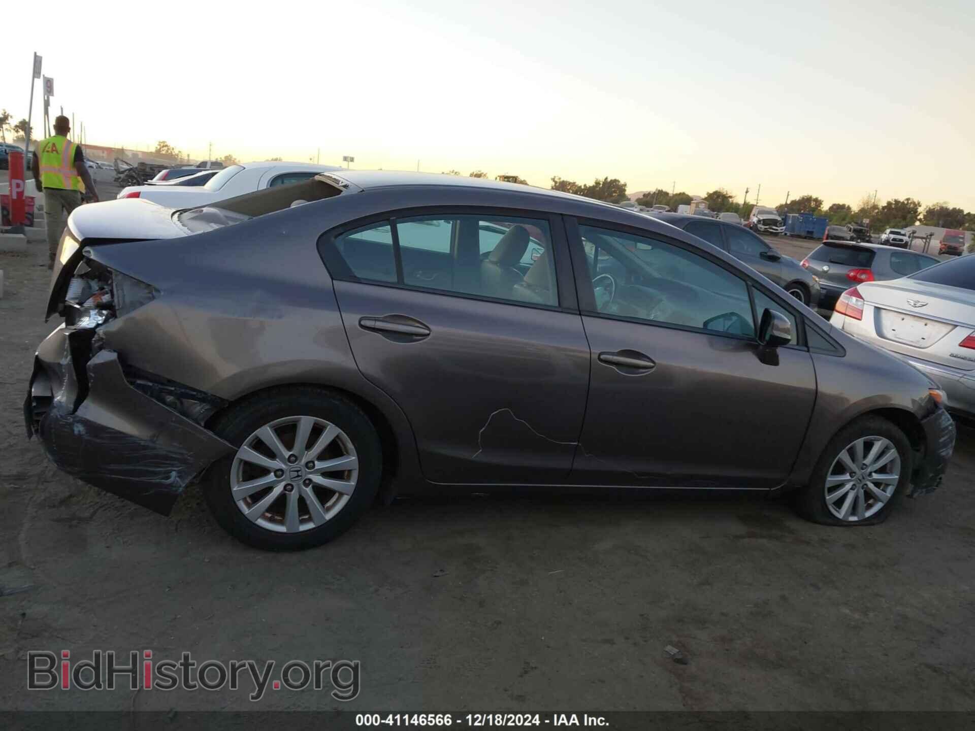 2012 HONDA CIVIC - VIN: 19XFB2F93CE363670 - Фото 13