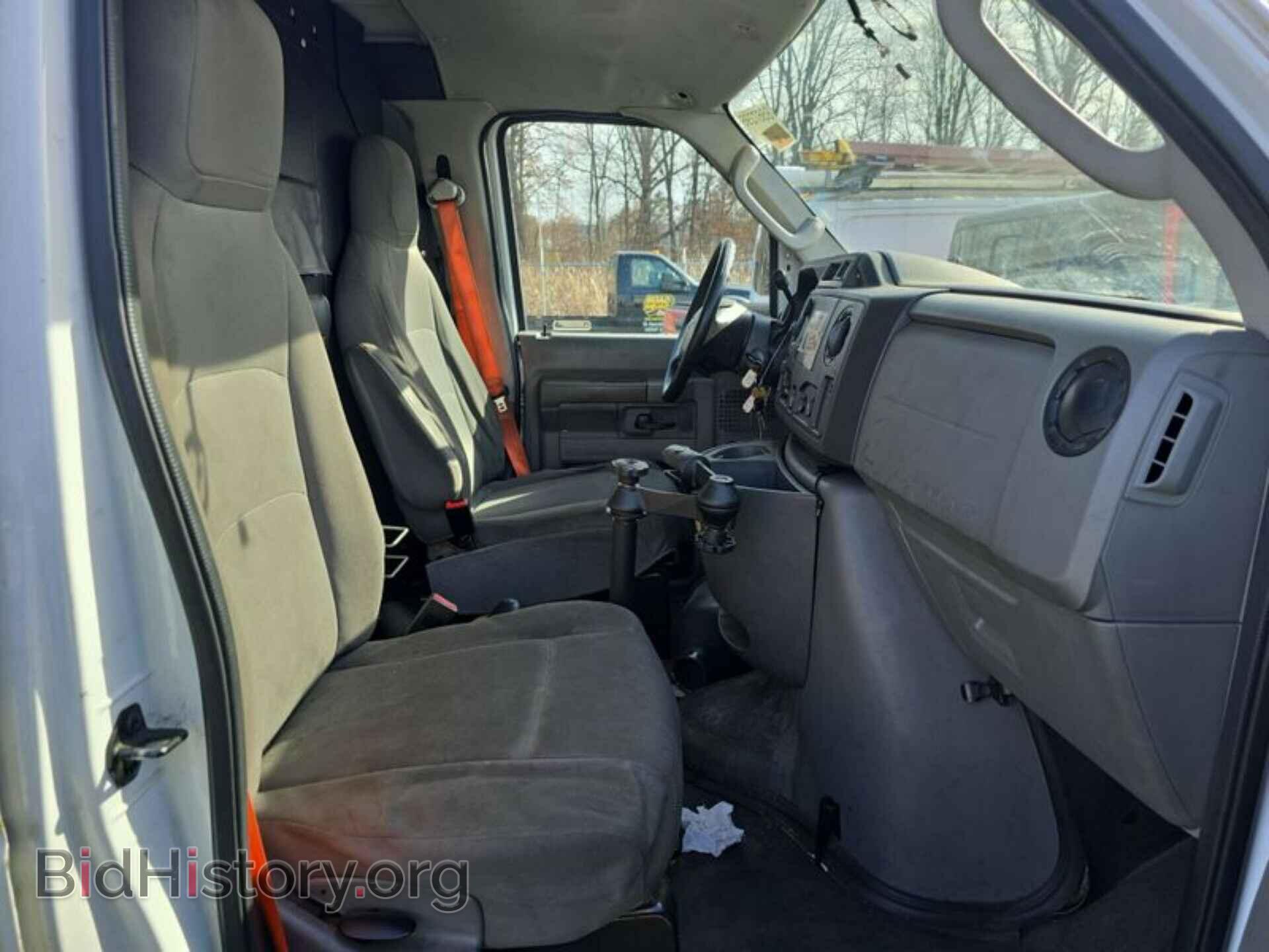 2010 FORD E-150 - VIN: 1FTNE1EW4ADA91777 - Фото 30