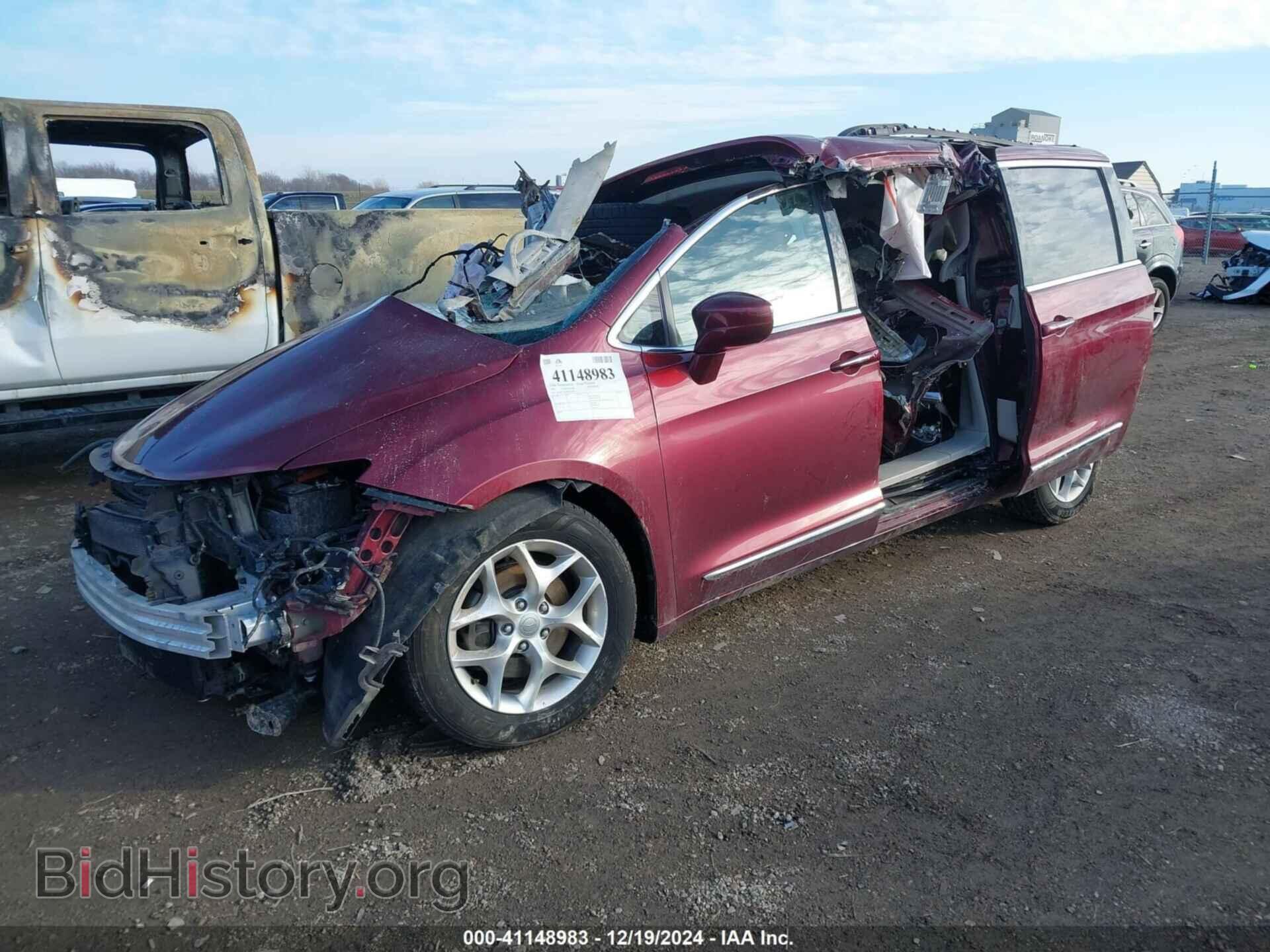 2017 CHRYSLER PACIFICA - VIN: 2C4RC1BG5HR794963 - Фото 2