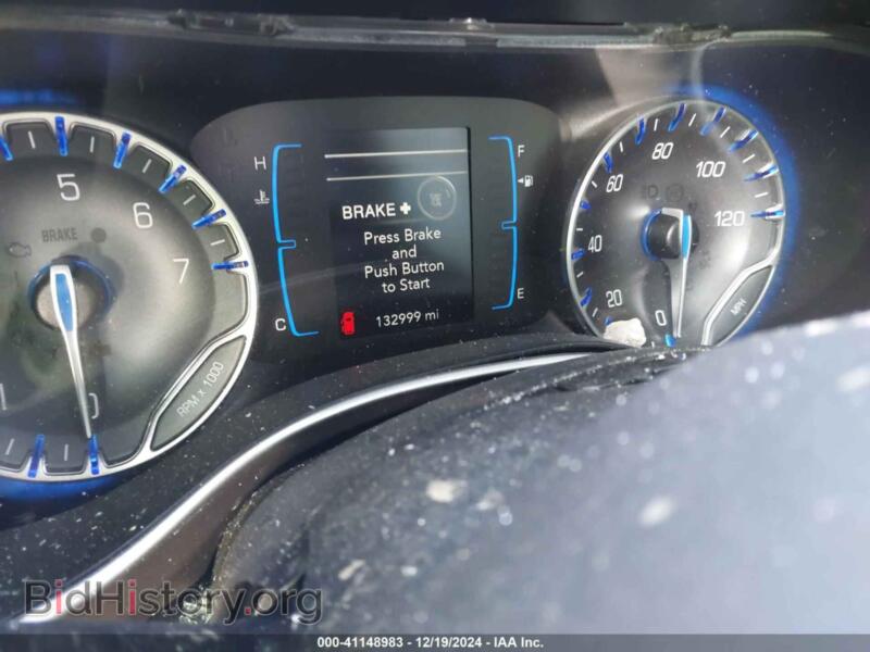 2017 Chrysler PACIFICA (VIN 2C4RC1BG5HR794963) — photo 7 of 17