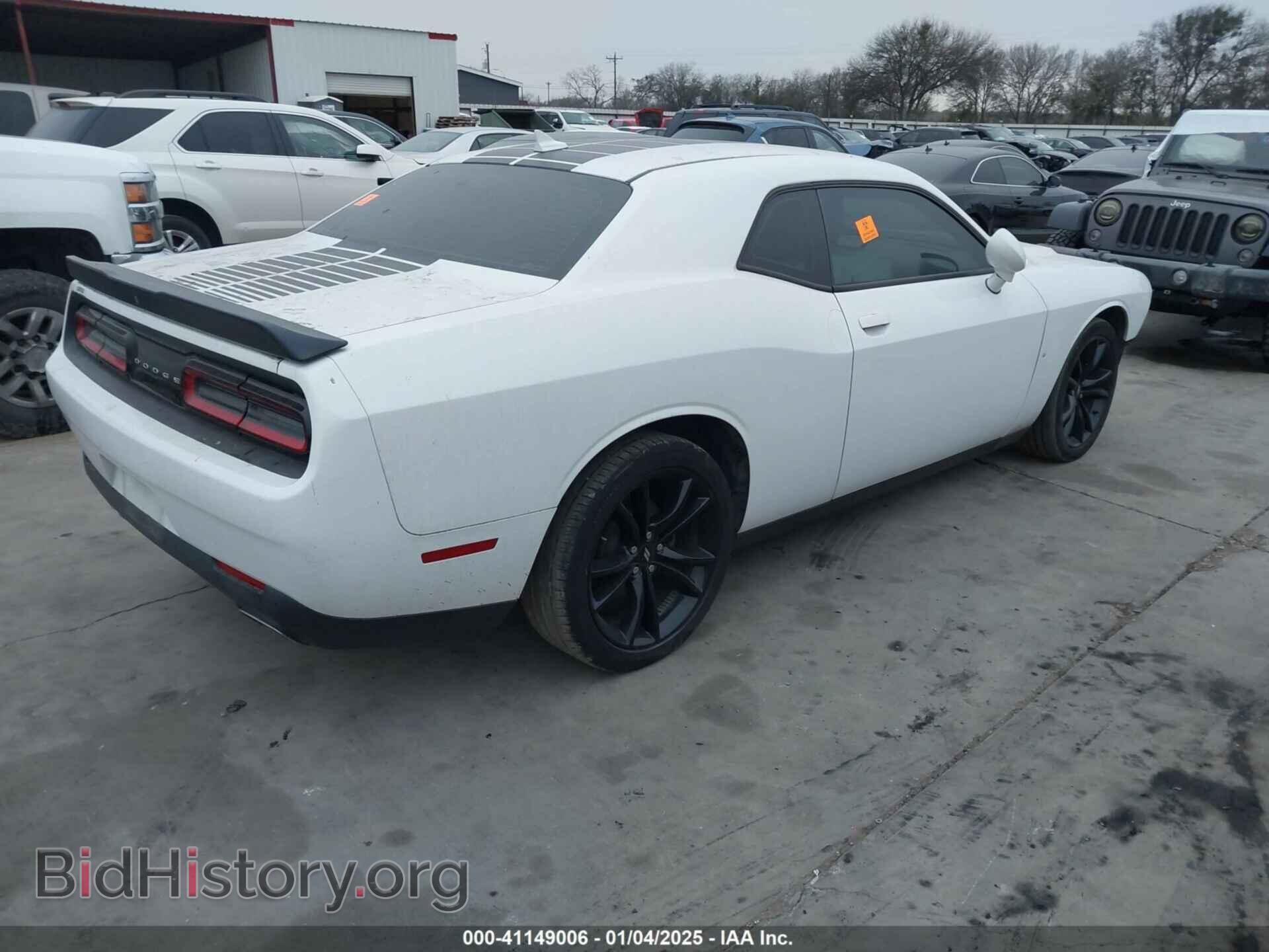 2017 DODGE CHALLENGER - VIN: 2C3CDZAG7HH542953 - Photo 4