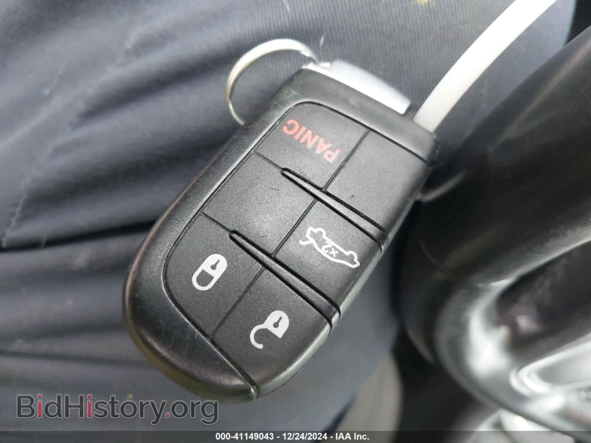 2016 CHRYSLER 200 - VIN: 1C3CCCAB7GN130459 - Фото 11