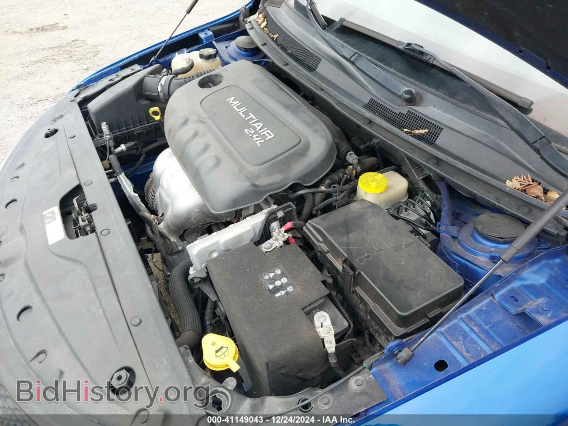 2016 CHRYSLER 200 - VIN: 1C3CCCAB7GN130459 - Фото 10