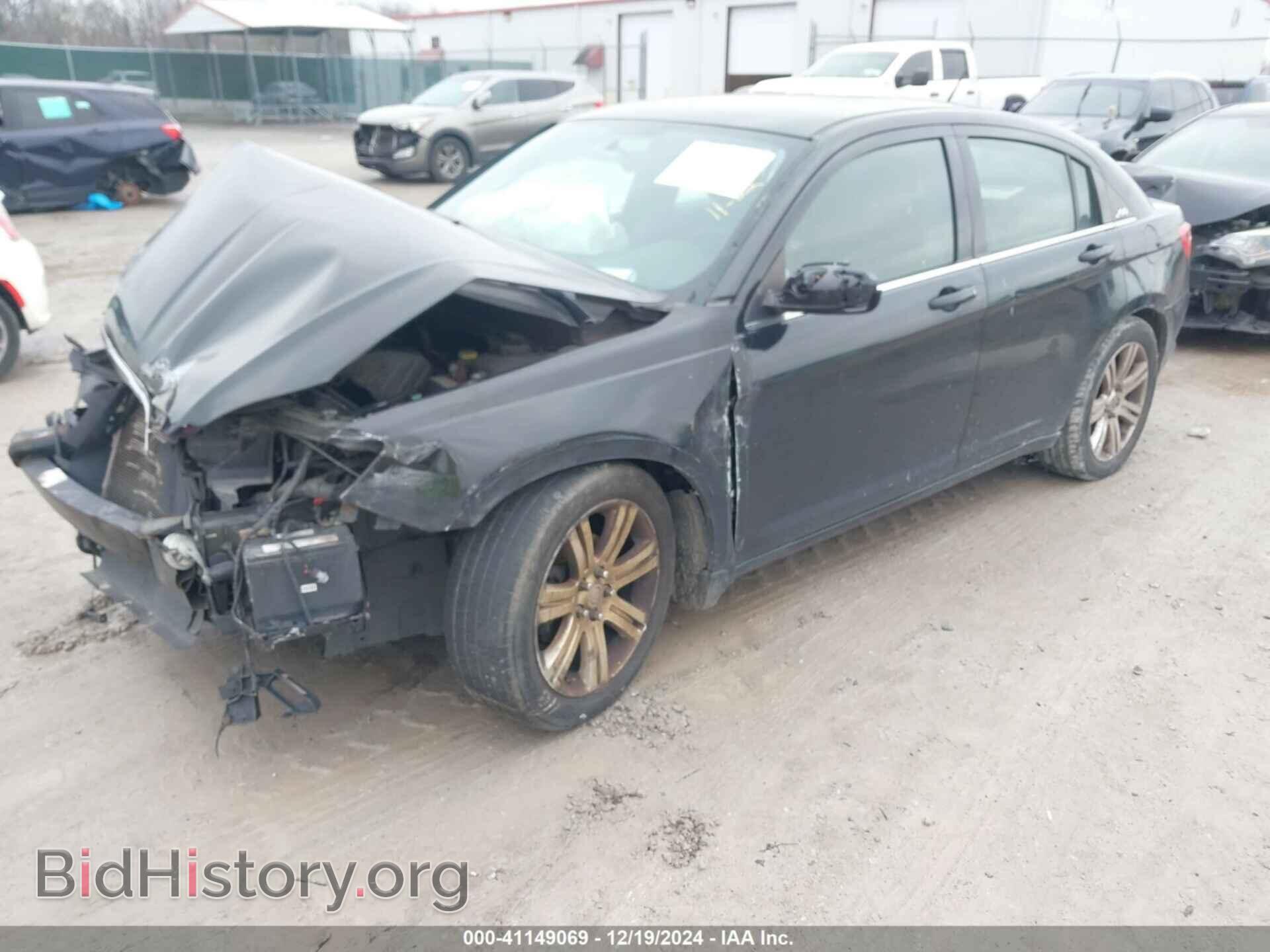 2012 CHRYSLER 200 - VIN: 1C3CCBBB6CN303035 - Фото 2