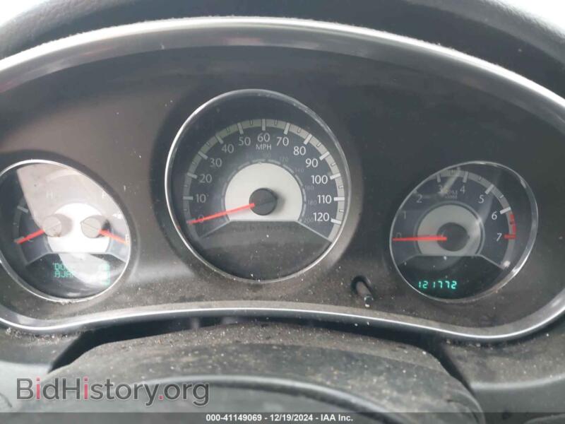2012 Chrysler 200 (VIN 1C3CCBBB6CN303035) — photo 7 of 12