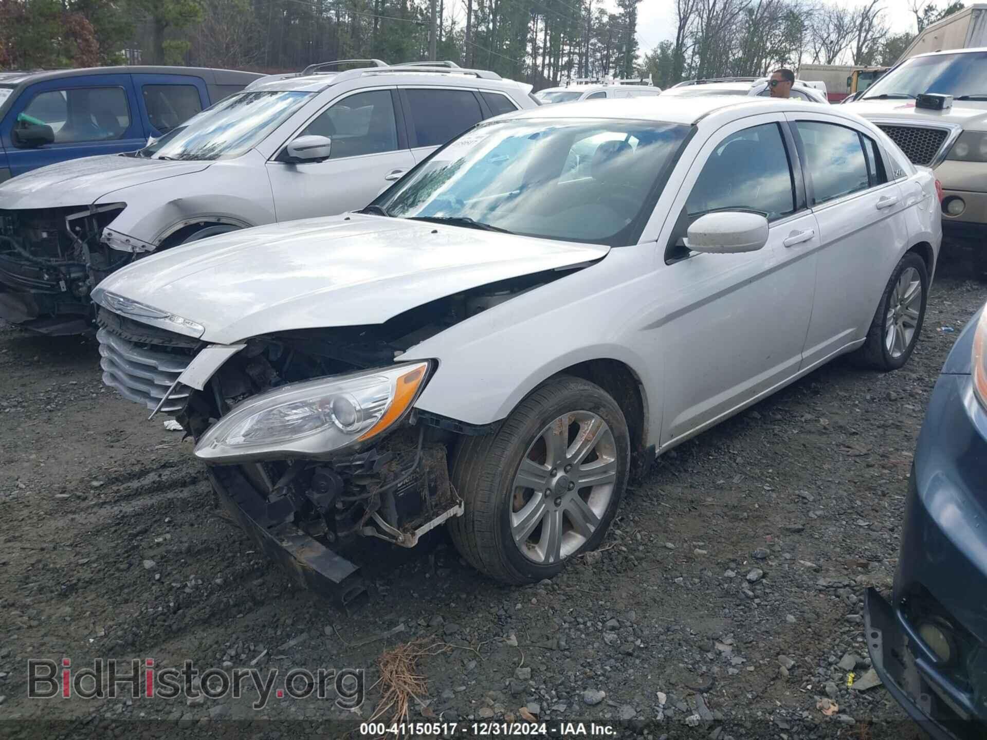 2012 CHRYSLER 200 - VIN: 1C3CCBBB5CN129359 - Фото 2