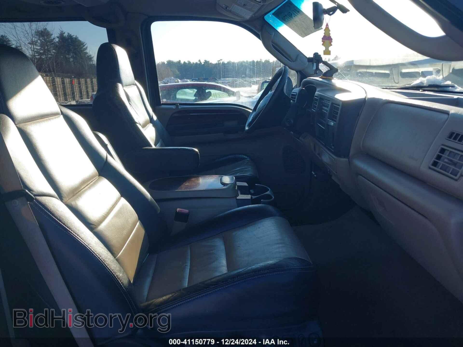 2005 FORD EXCURSION - VIN: 1FMSU45P85EA44747 - Photo 5