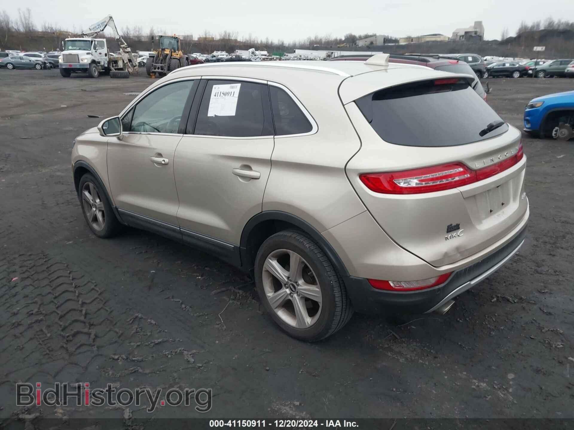 2017 LINCOLN MKC - VIN: 5LMCJ1D9XHUL51679 - Photo 3