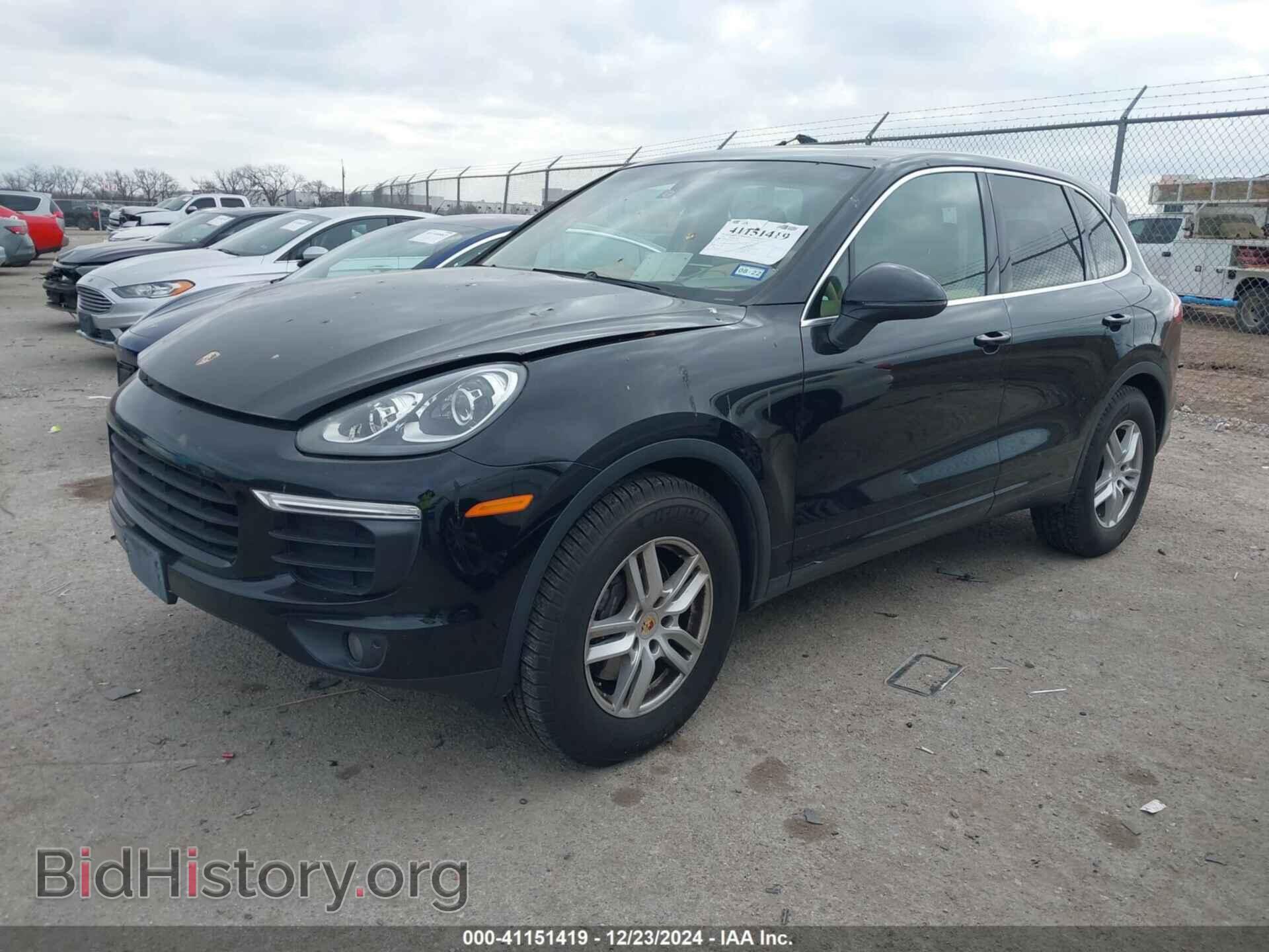2016 PORSCHE CAYENNE - VIN: WP1AA2A29GLA11230 - Фото 2