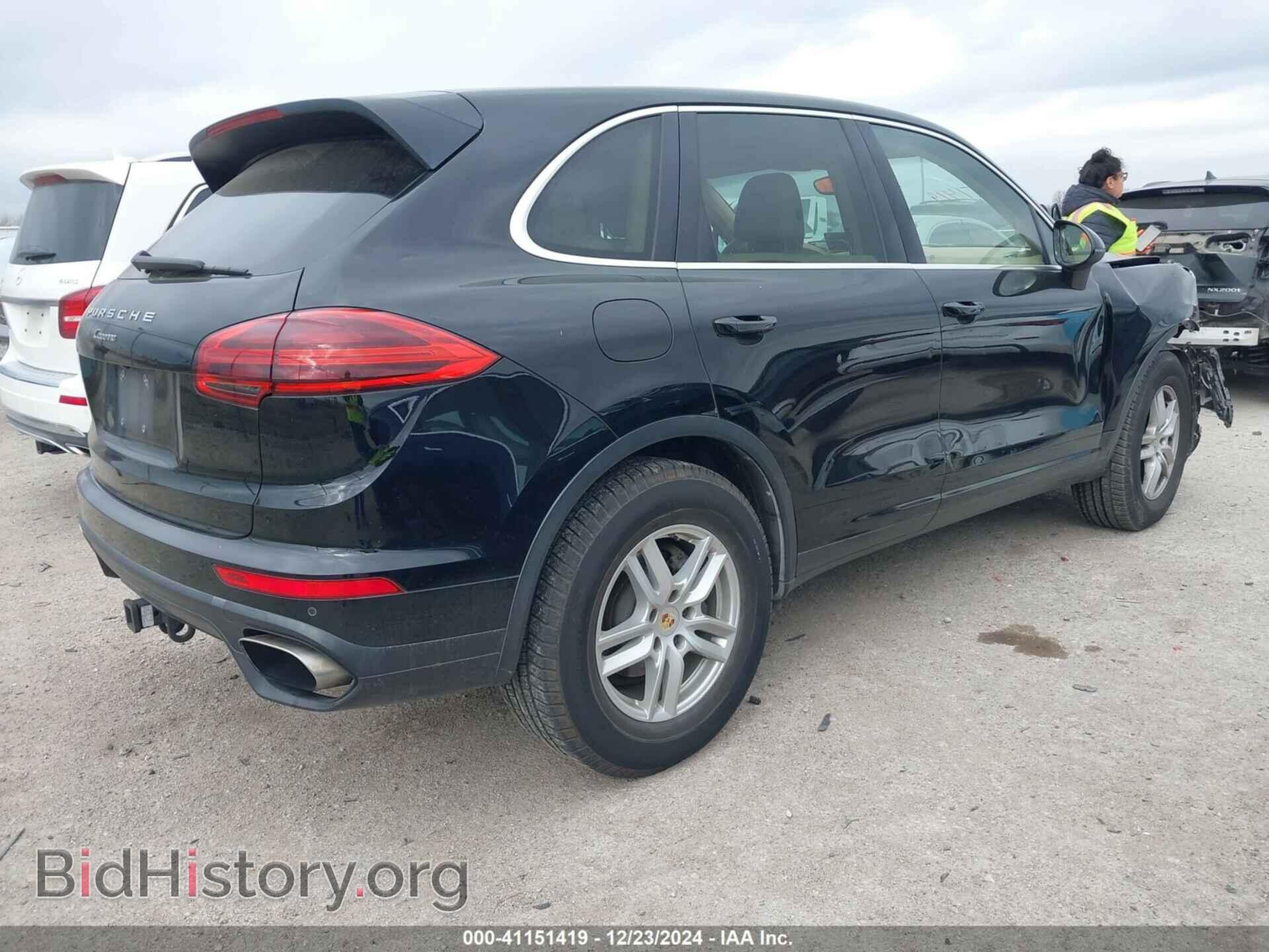2016 PORSCHE CAYENNE - VIN: WP1AA2A29GLA11230 - Фото 4