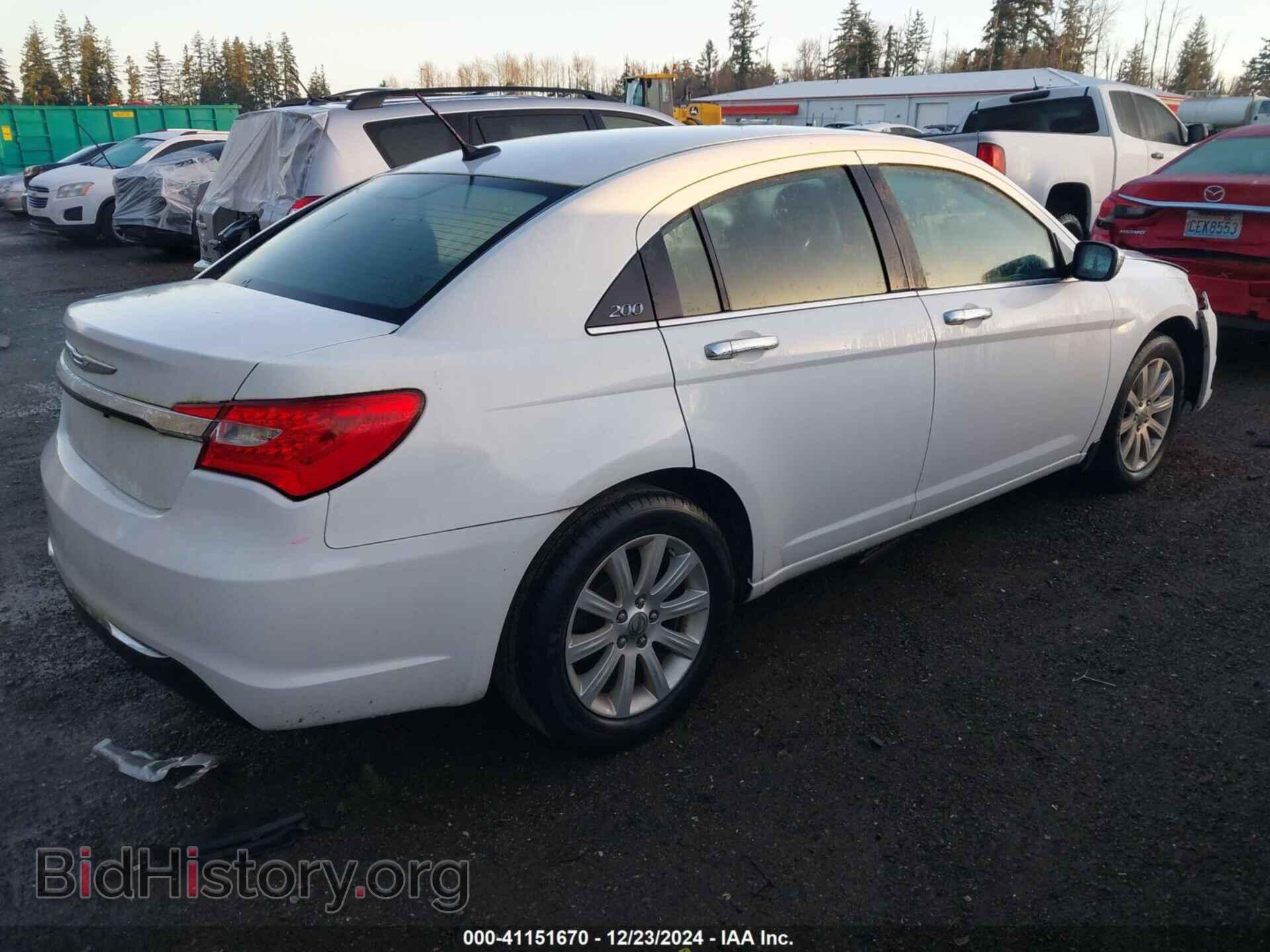 2013 CHRYSLER 200 - VIN: 1C3CCBCG3DN720415 - Фото 4