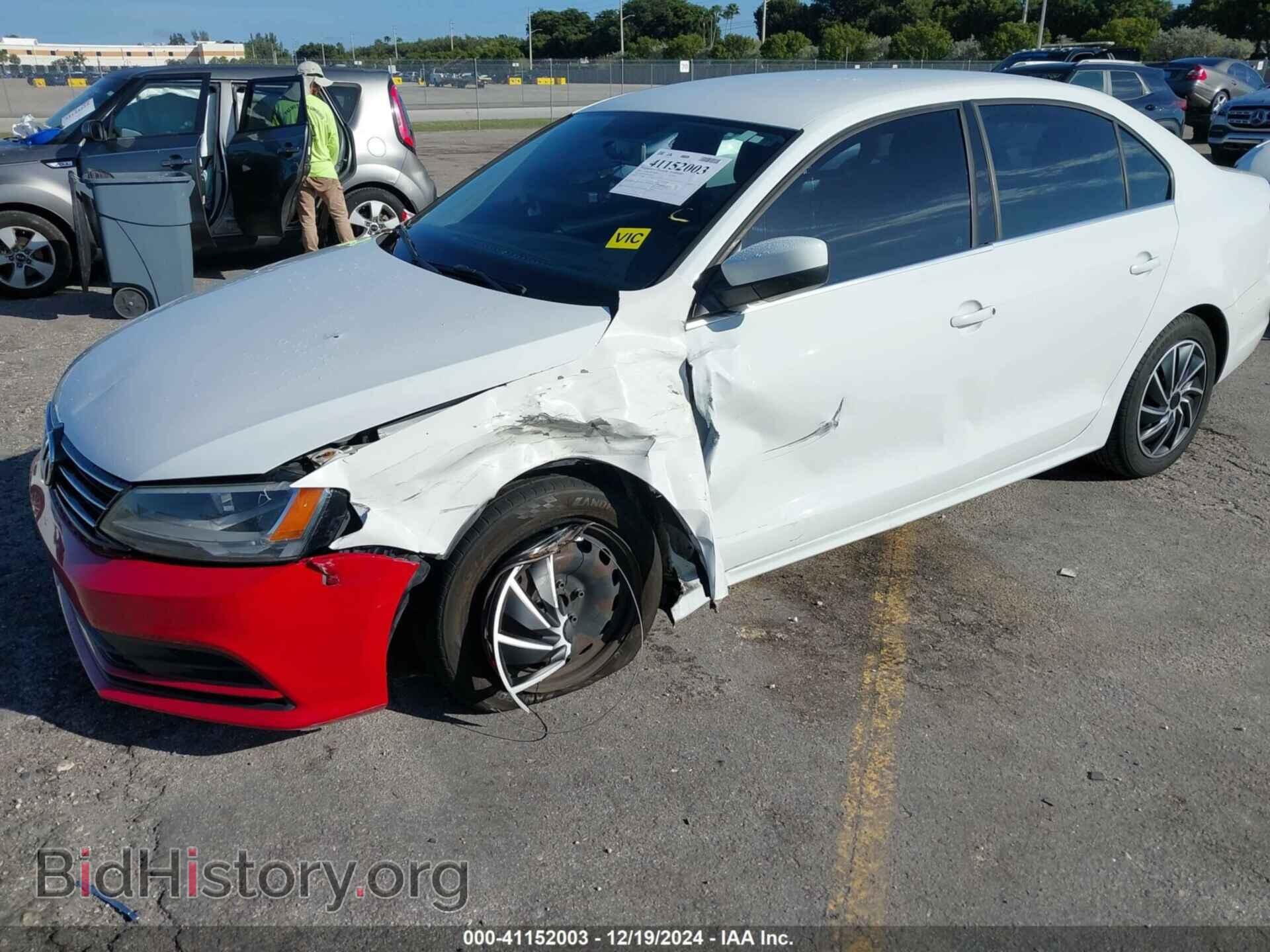 2017 VOLKSWAGEN JETTA - VIN: 3VW2B7AJ4HM315425 - Фото 2