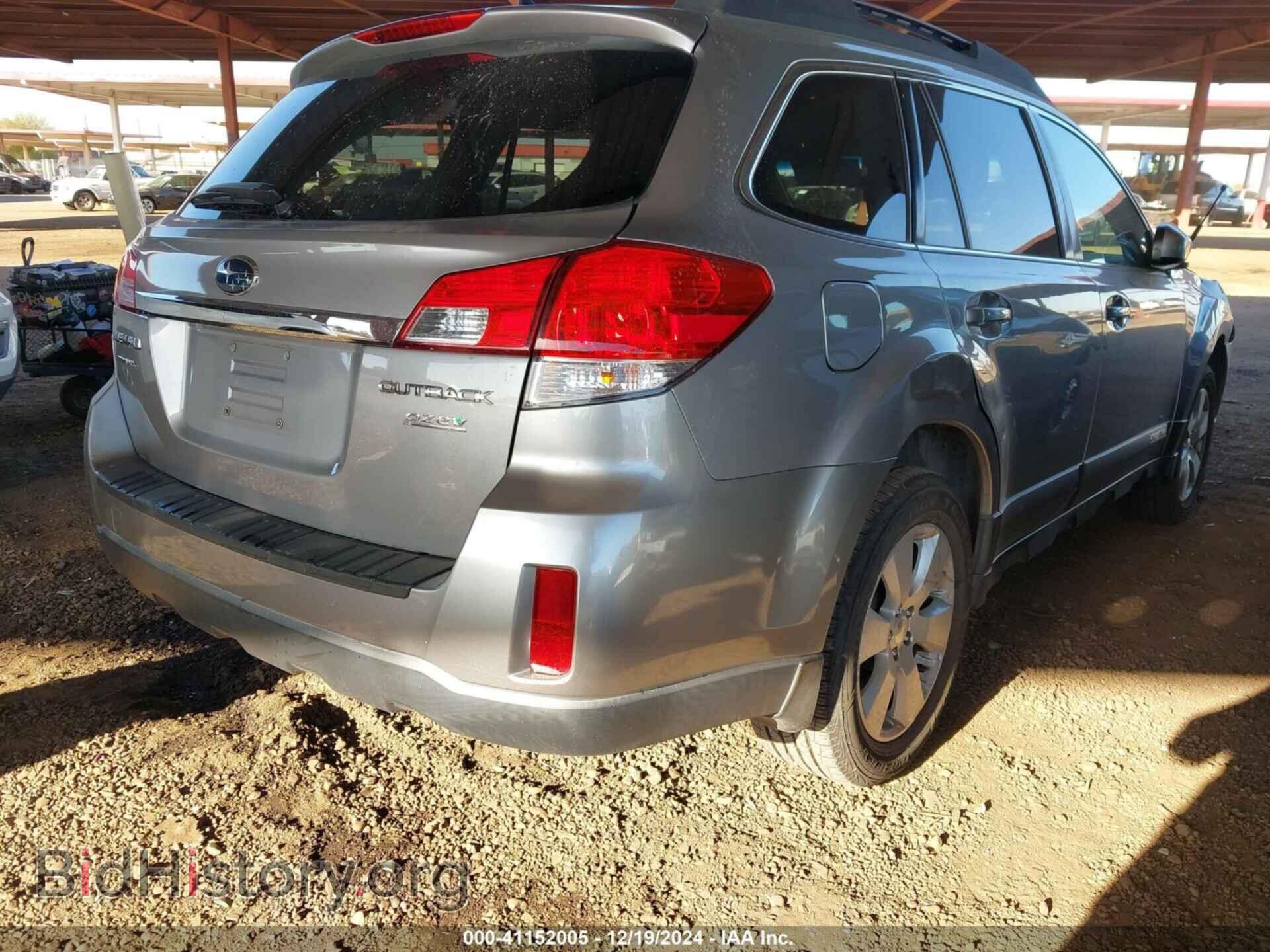 2011 SUBARU OUTBACK - VIN: 4S4BRBFC3B3384462 - Фото 4