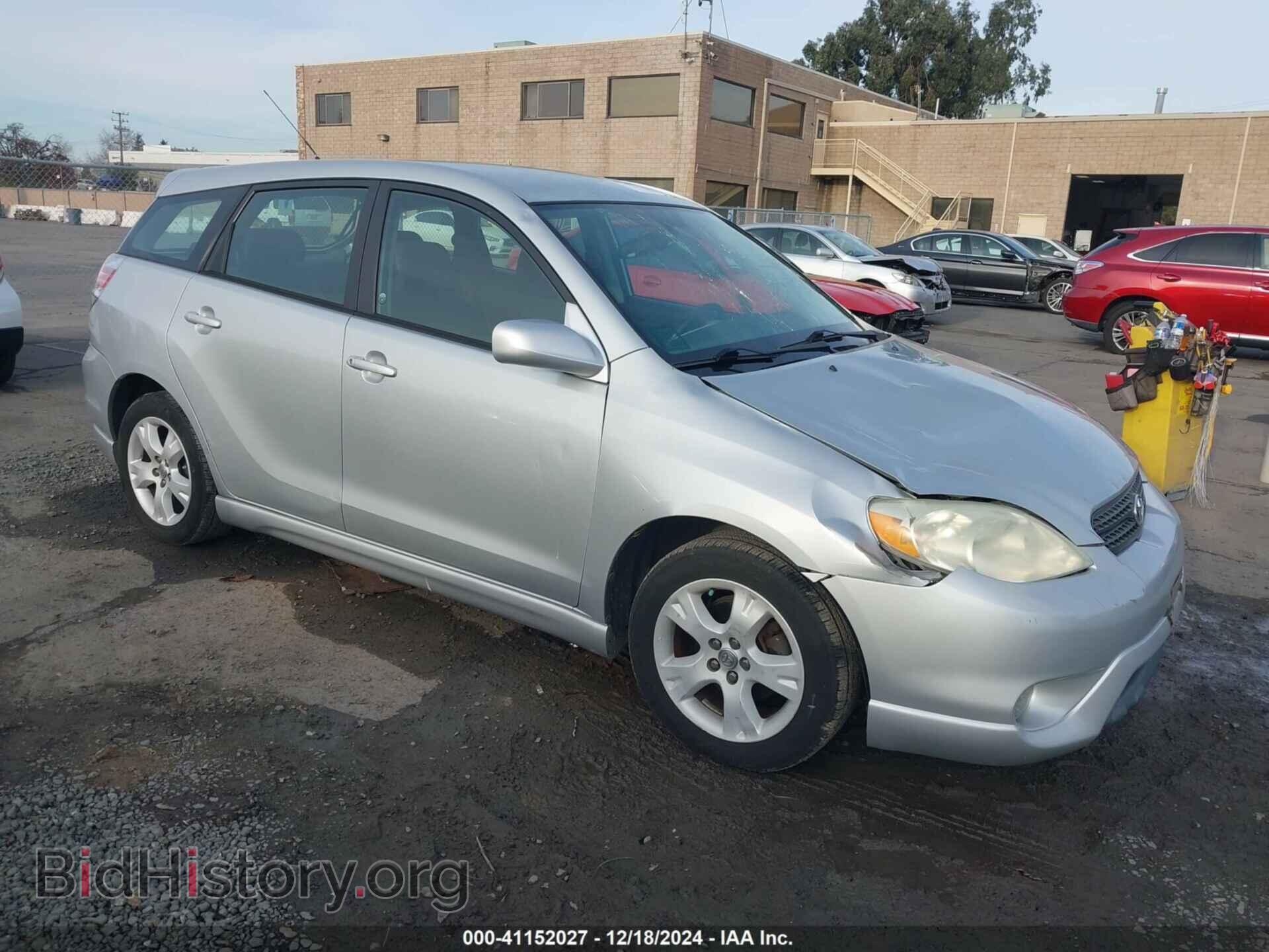 Photo 2T1KR32EX6C583801 - TOYOTA MATRIX 2006