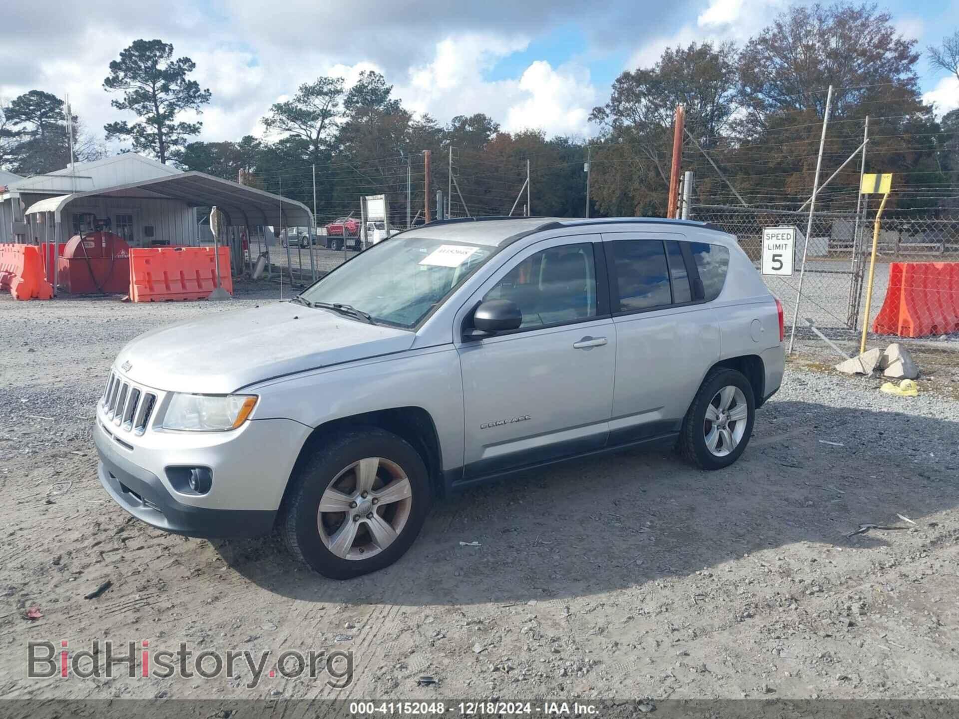 2011 JEEP COMPASS - VIN: 1J4NT1FB7BD260767 - Photo 2