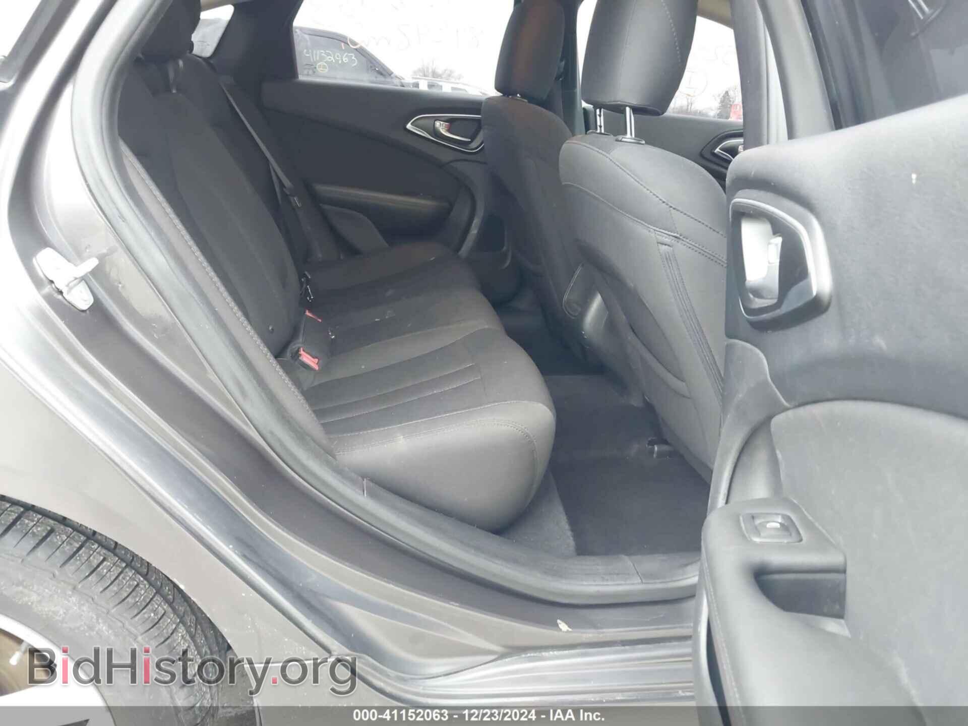 2015 CHRYSLER 200 - VIN: 1C3CCCAB6FN752601 - Фото 8
