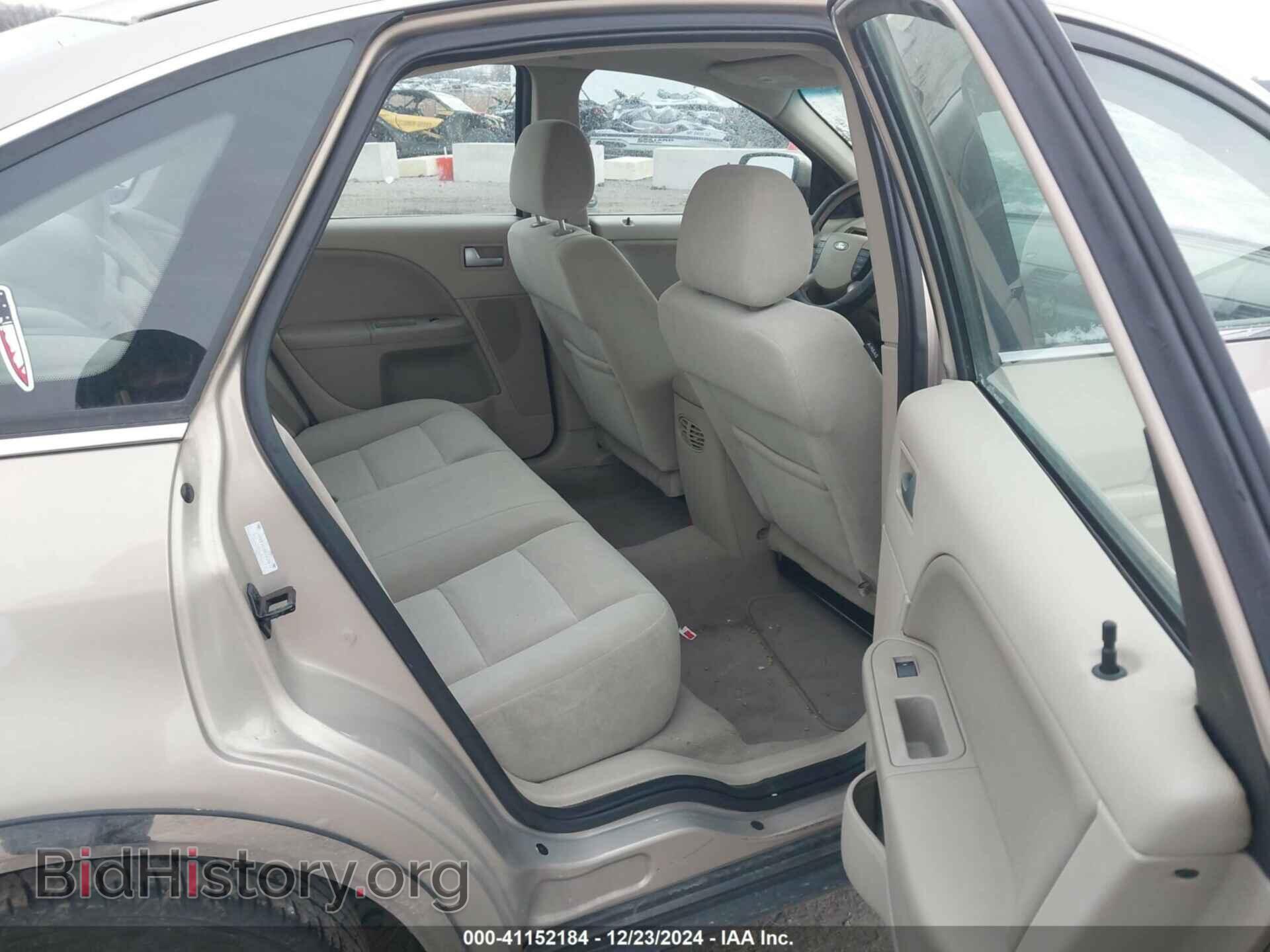 2007 FORD FIVE HUNDRED - VIN: 1FAHP27107G113107 - Фото 8
