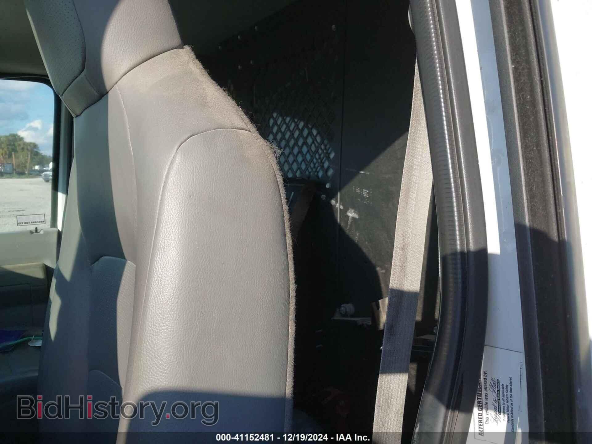 2011 FORD ECONOLINE CARGO VAN - VIN: 1FTSS3EL9BDA36563 - Фото 8