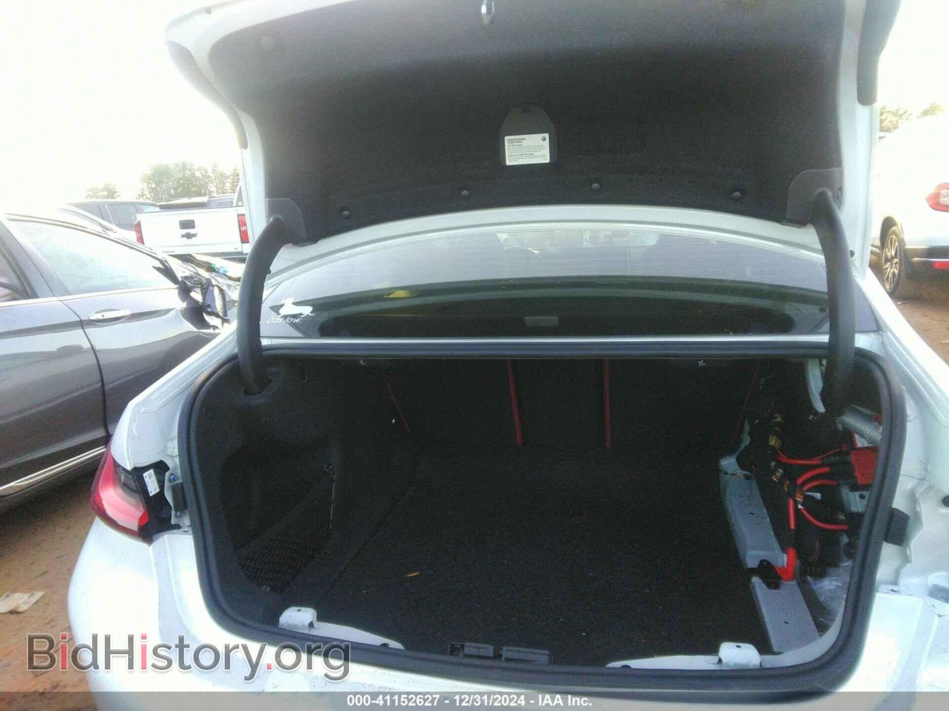 2023 BMW 330I - VIN: 3MW69FF01P8D32732 - Фото 18
