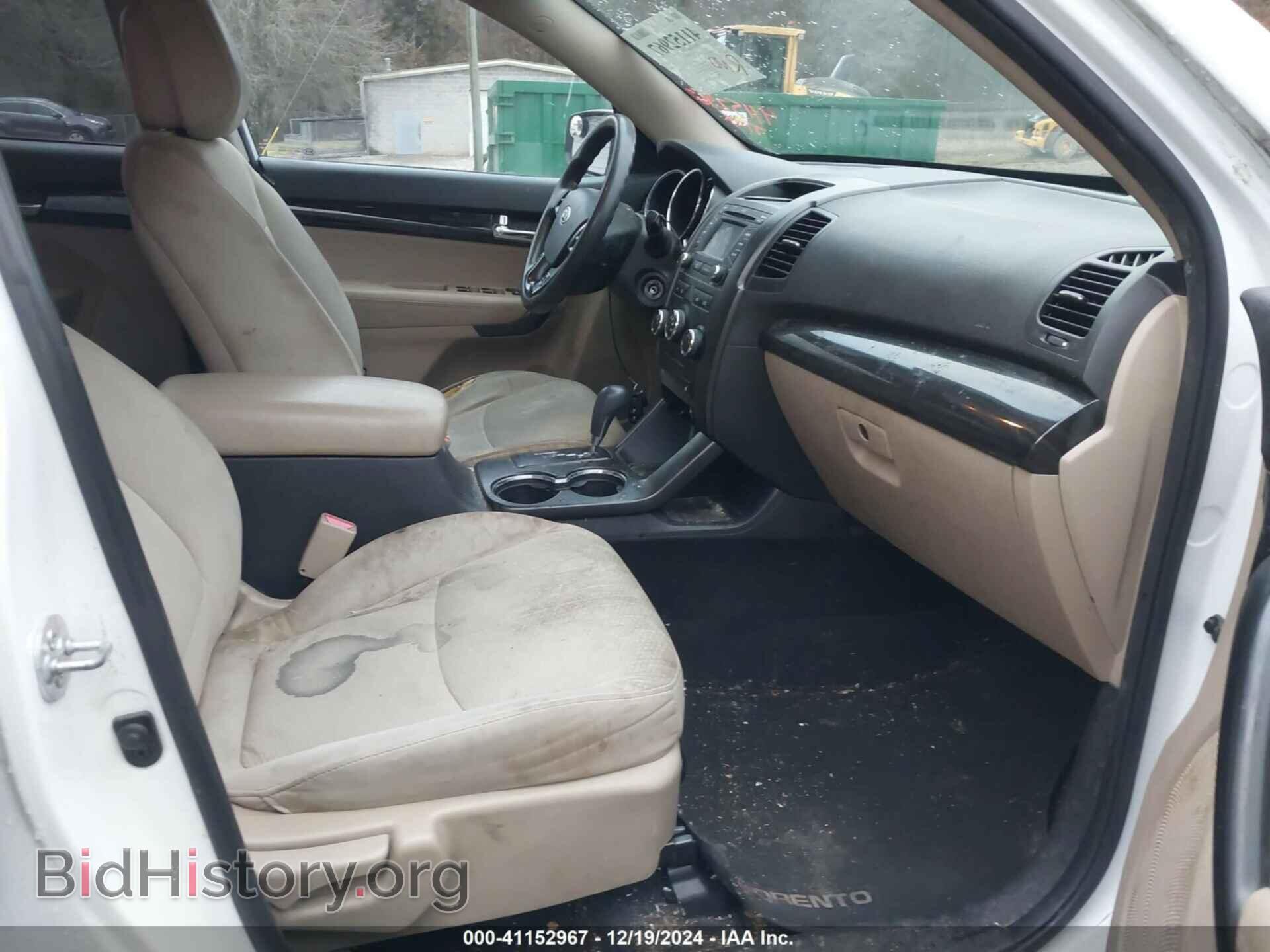 2013 KIA SORENTO - VIN: 5XYKT4A65DG421111 - Photo 5