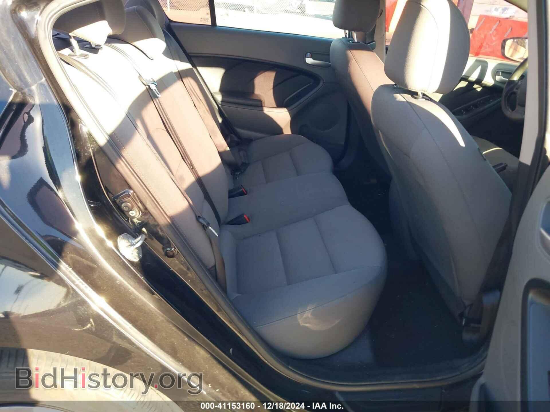 2017 KIA FORTE - VIN: 3KPFK4A76HE064098 - Фото 8