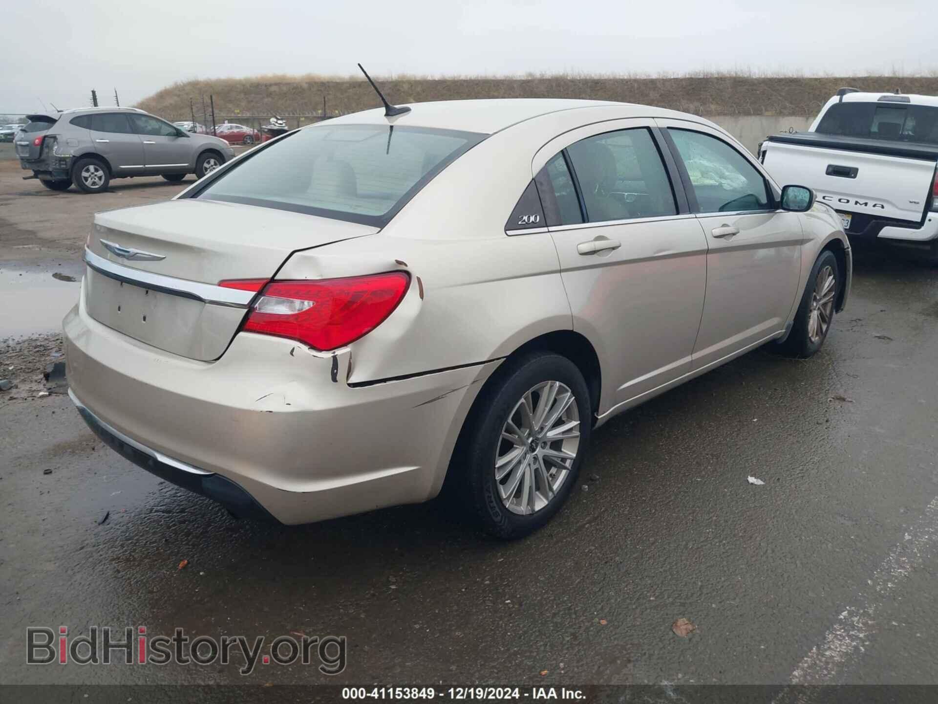 2013 CHRYSLER 200 - VIN: 1C3CCBAB7DN711322 - Фото 4