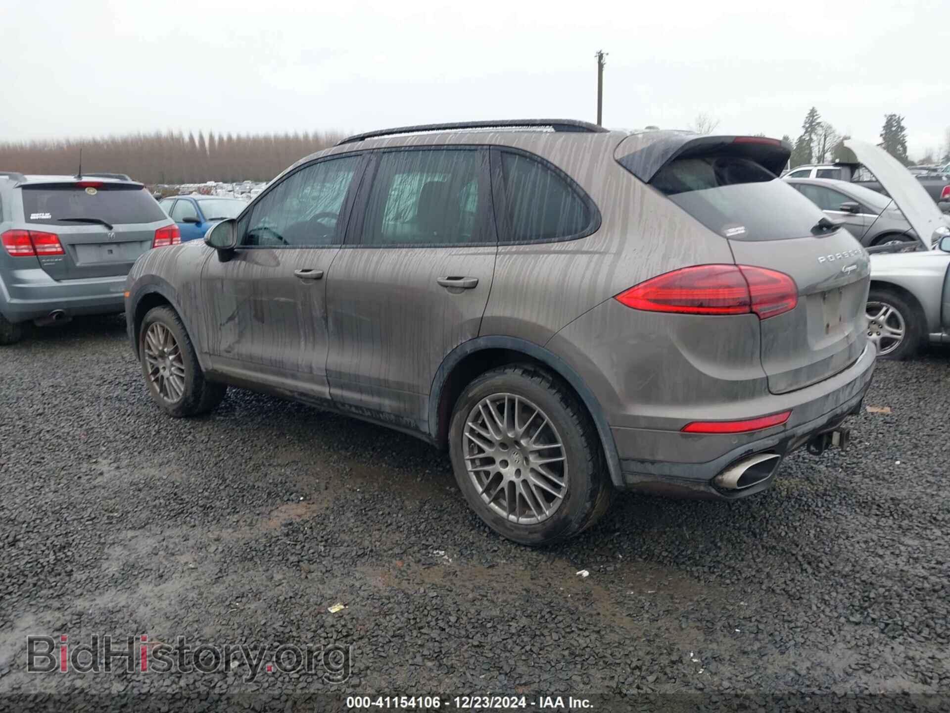 2016 PORSCHE CAYENNE - VIN: WP1AA2A25GLA00869 - Фото 3