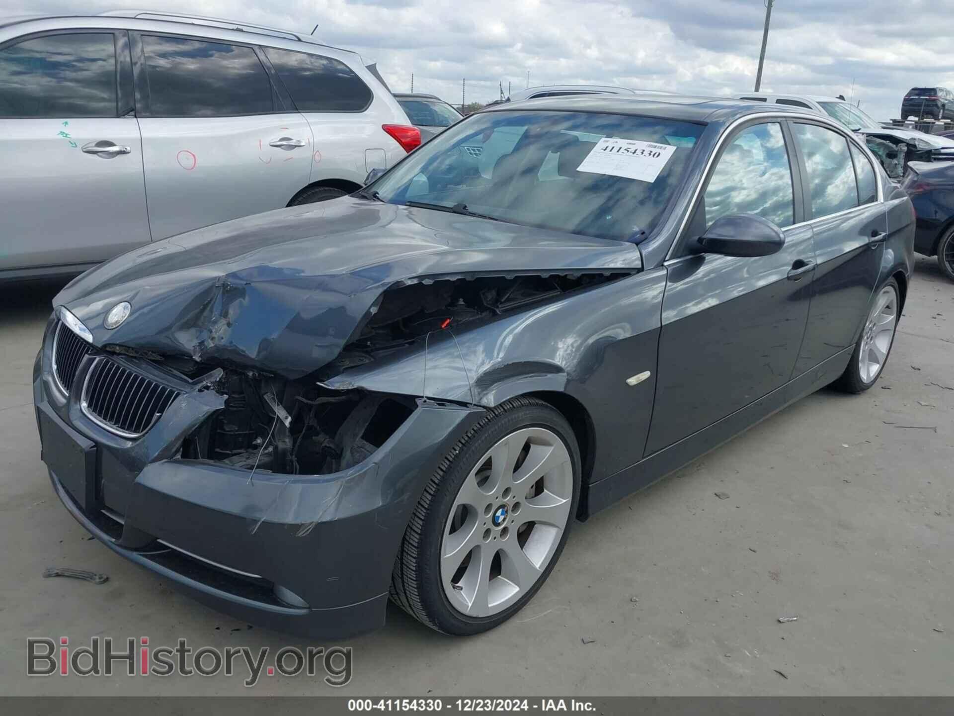 2007 BMW 335 - VIN: WBAVB73527P101202 - Фото 2