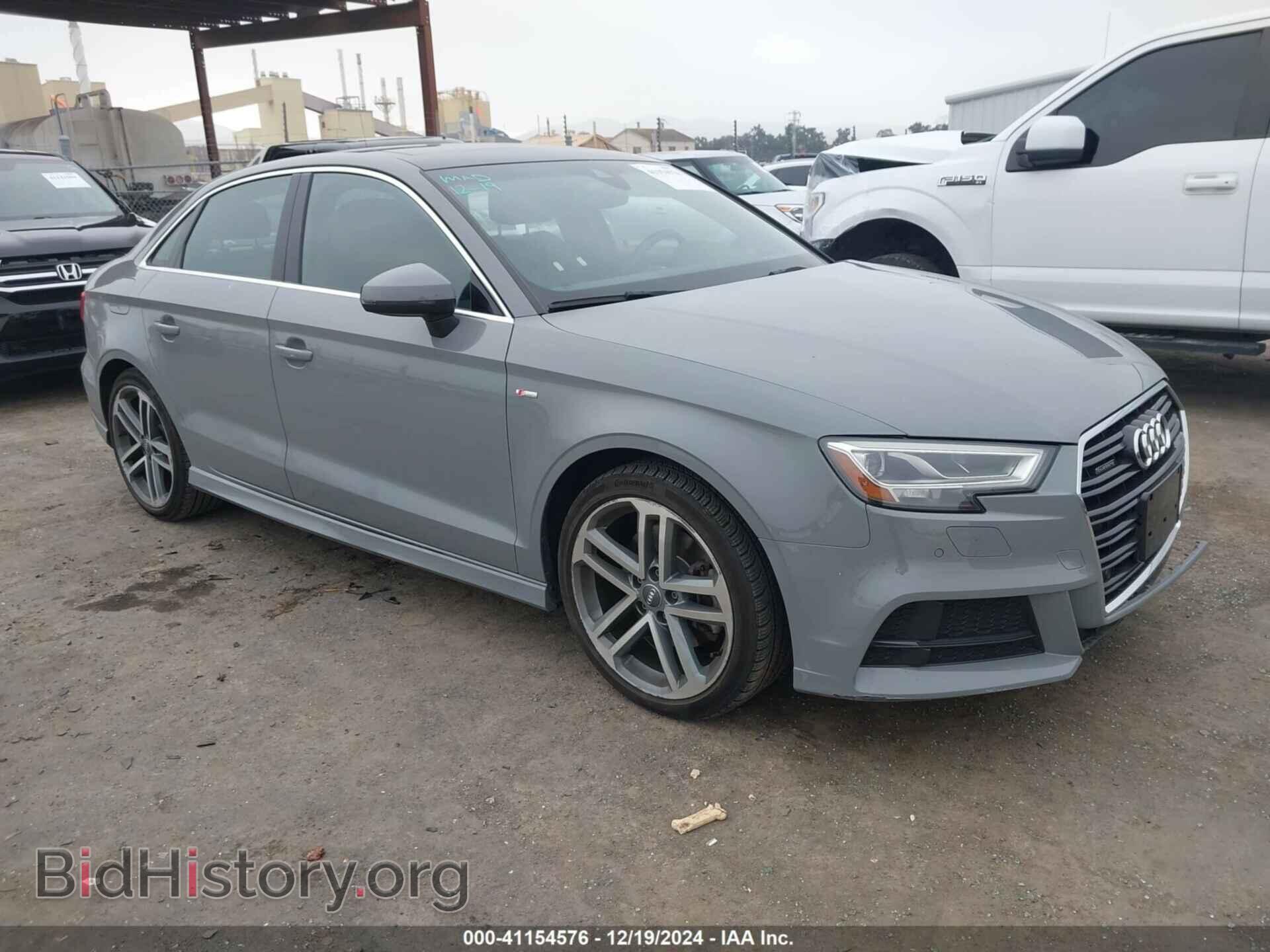 Photo WAUK8GFF9H1054180 - AUDI A3 2017
