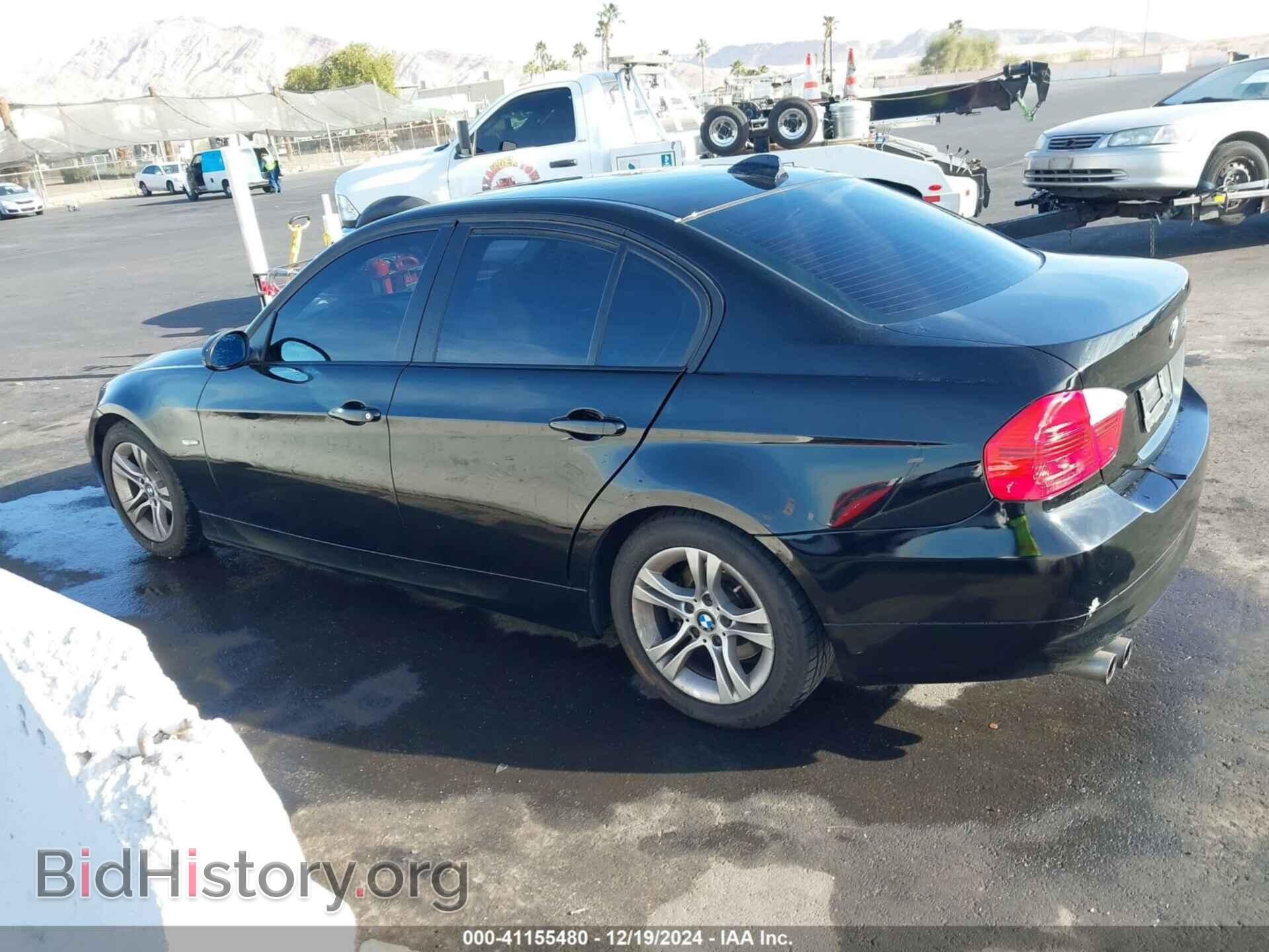 2008 BMW 328I - VIN: WBAVC53558FZ84785 - Фото 3