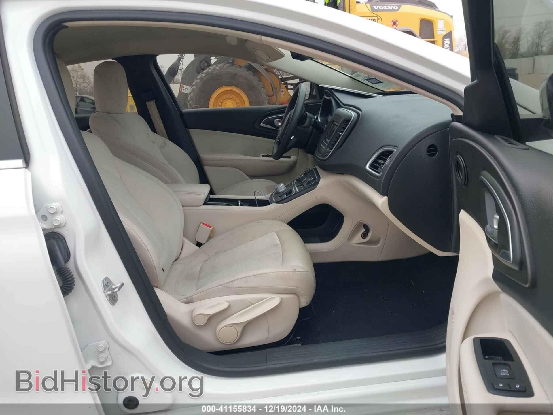 2016 CHRYSLER 200 - VIN: 1C3CCCAB8GN181503 - Фото 5